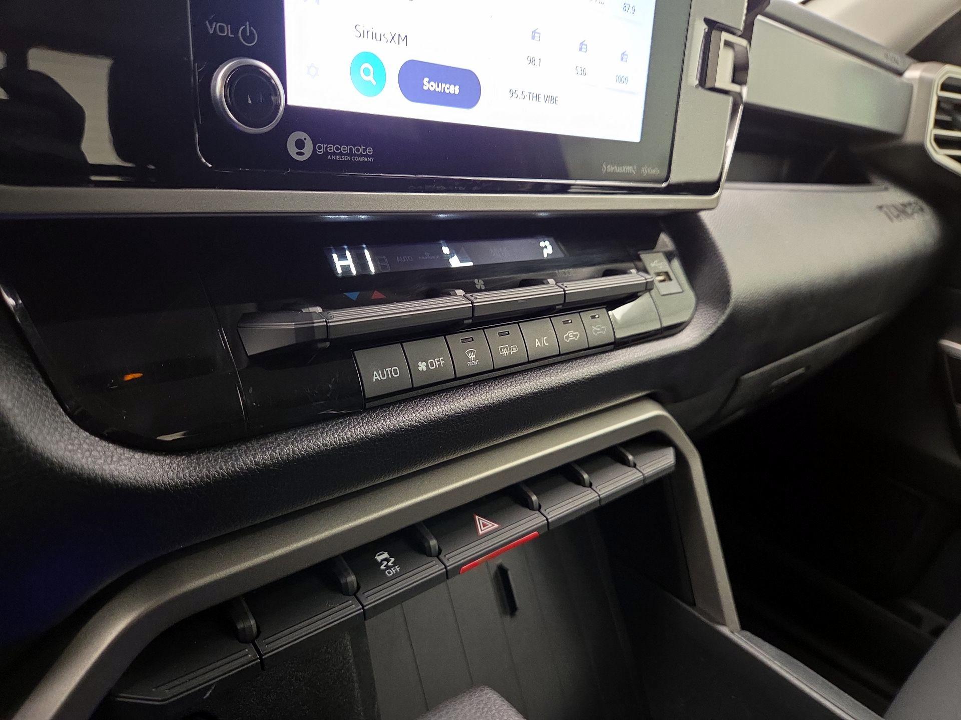 Thumbnail: 2022 Toyota Tundra - 16