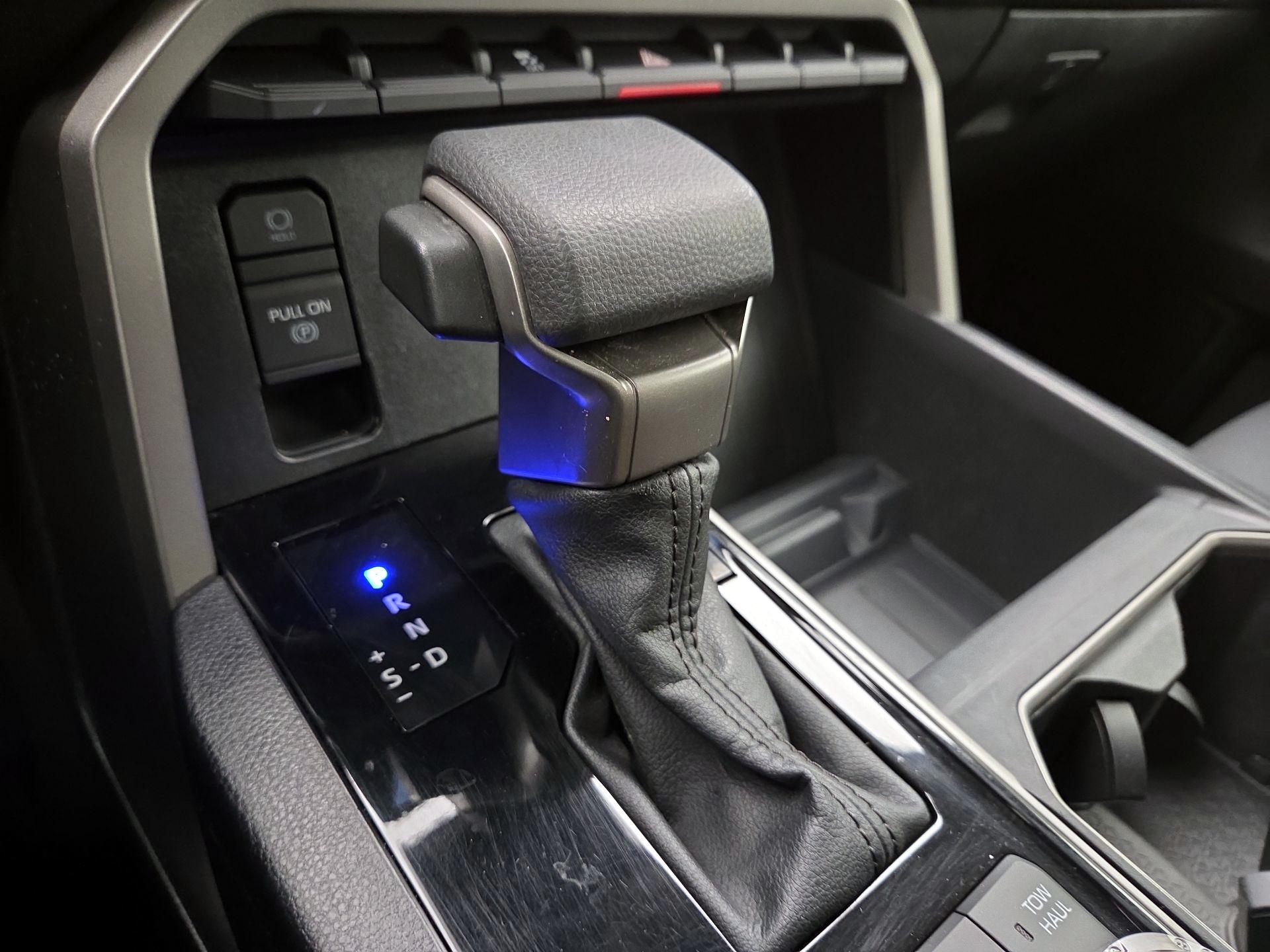 Thumbnail: 2022 Toyota Tundra - 17