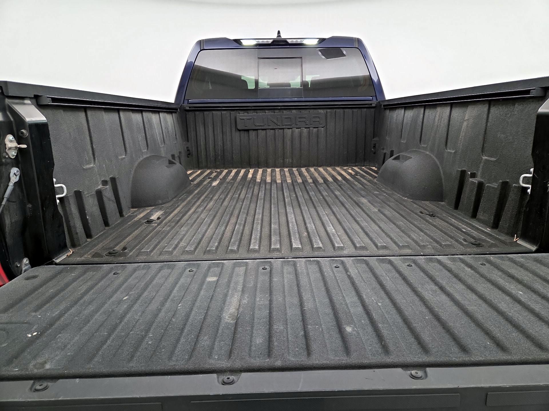 Thumbnail: 2022 Toyota Tundra - 19