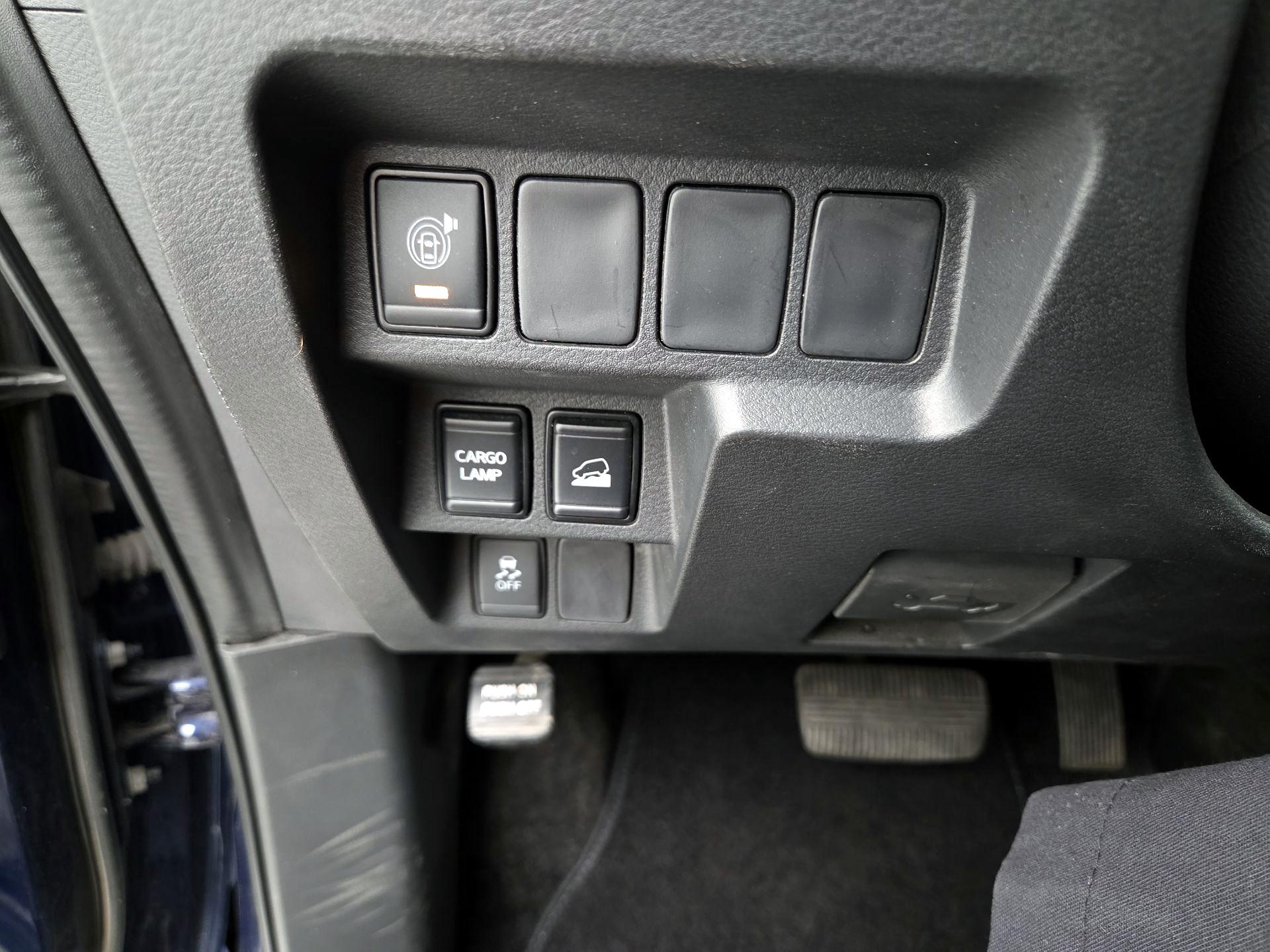 Thumbnail: 2023 Nissan Frontier - 13