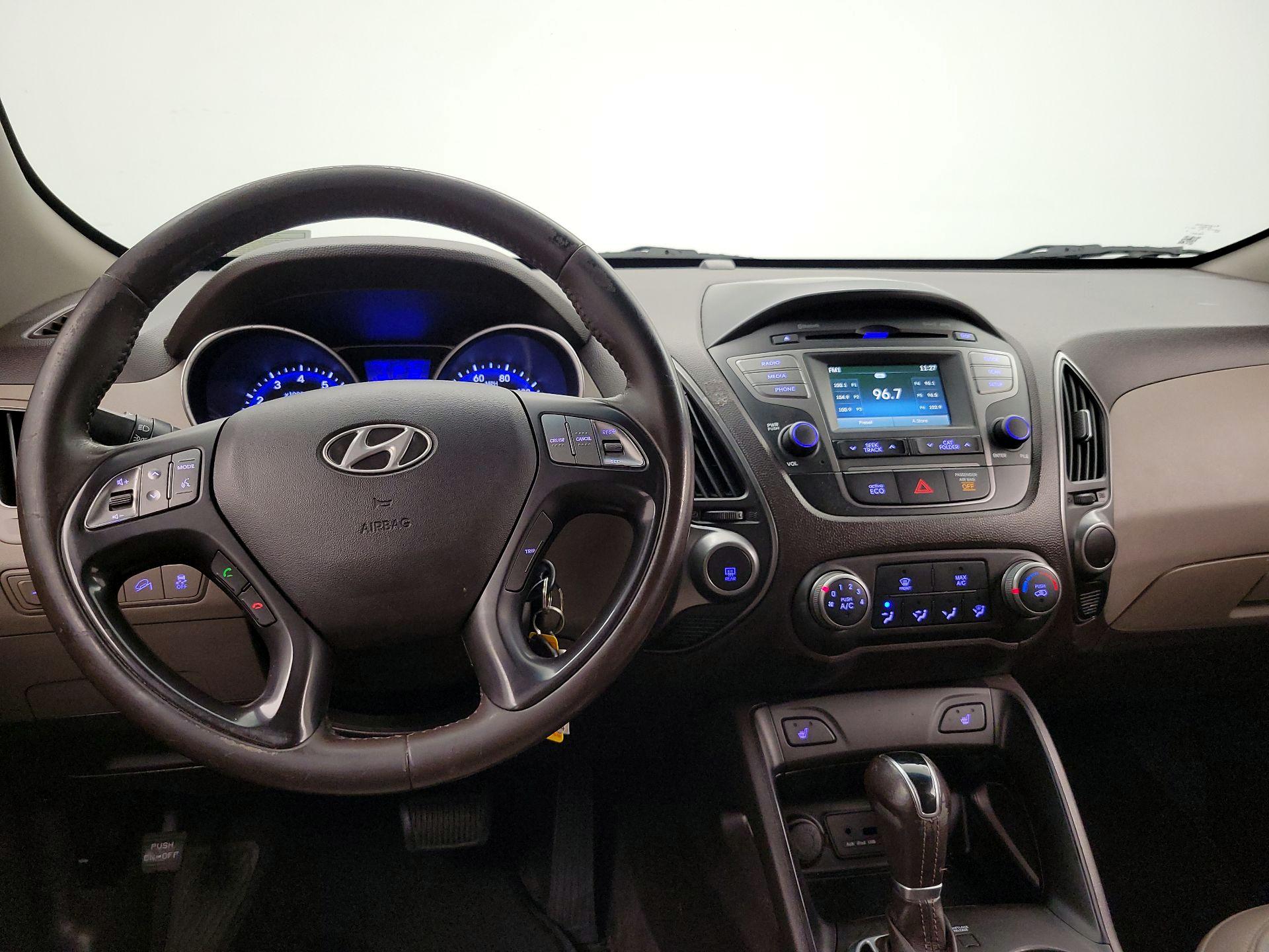 Thumbnail: 2014 Hyundai Tucson - 9