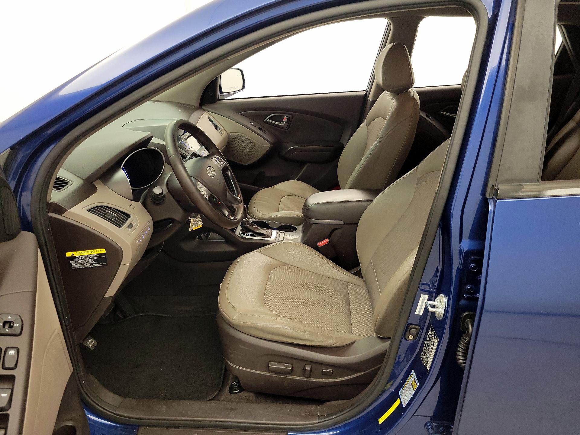 Thumbnail: 2014 Hyundai Tucson - 11