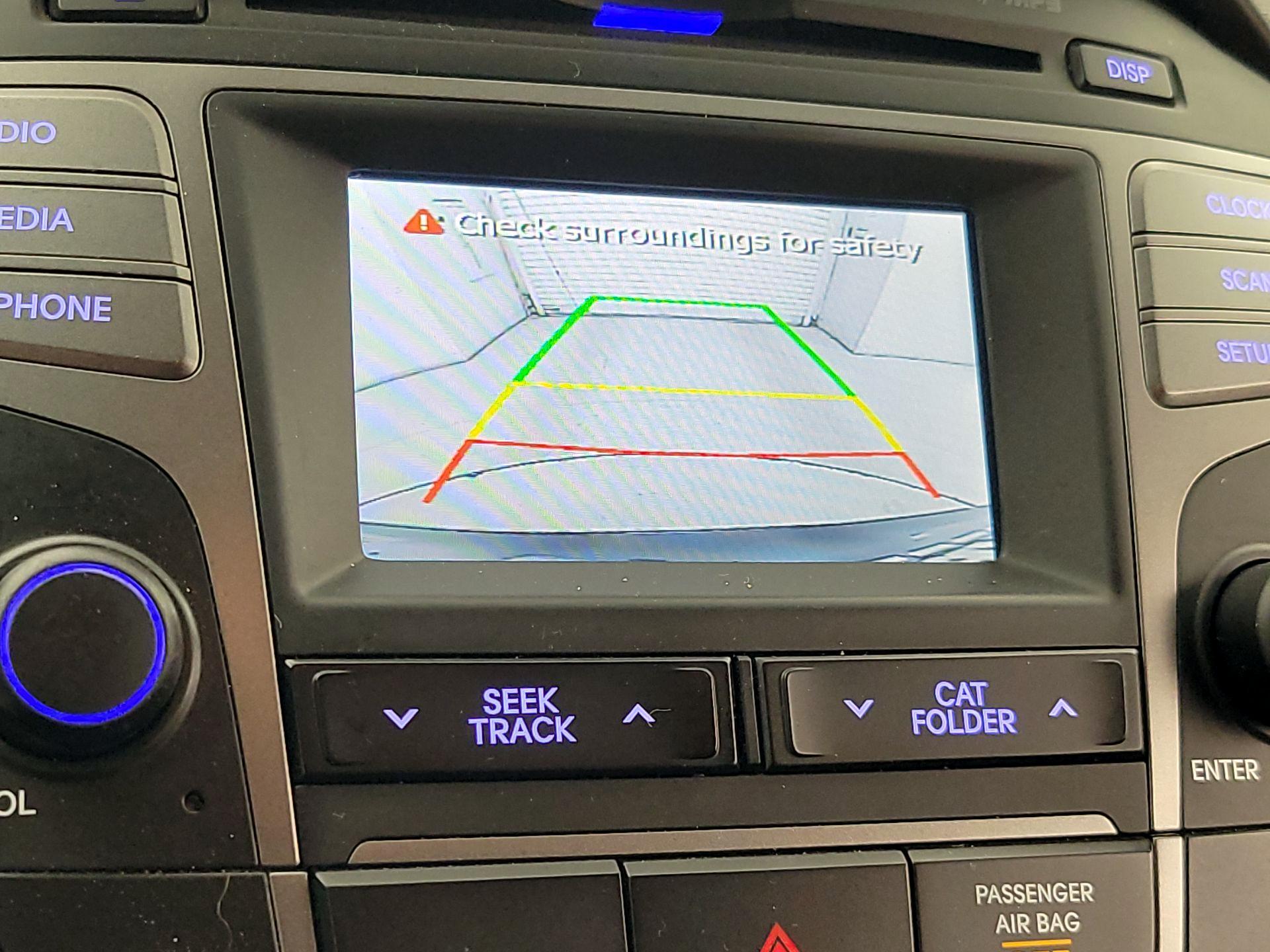 Thumbnail: 2014 Hyundai Tucson - 14