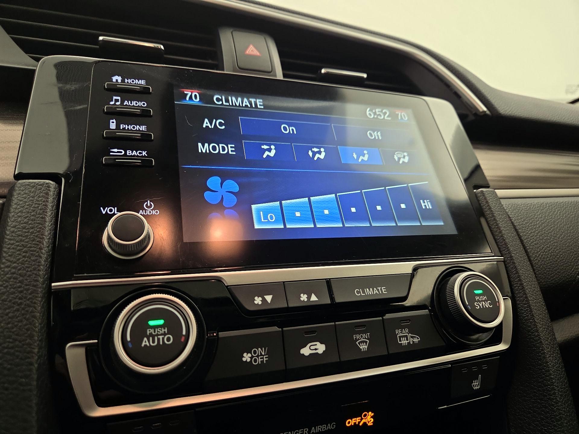 Thumbnail: 2019 Honda Civic - 16