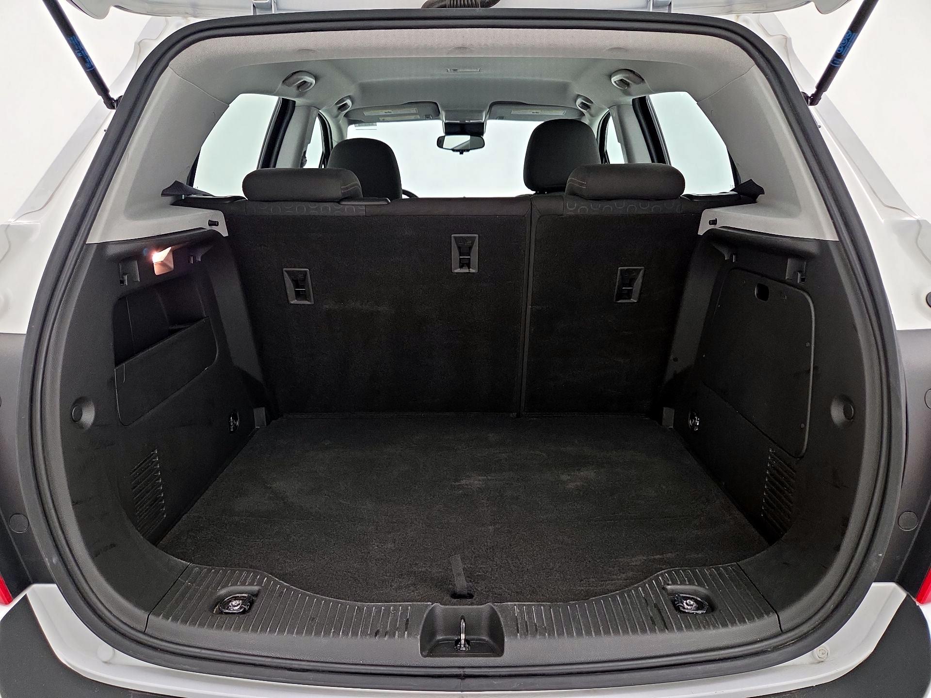 Thumbnail: 2018 Chevrolet Trax - 19