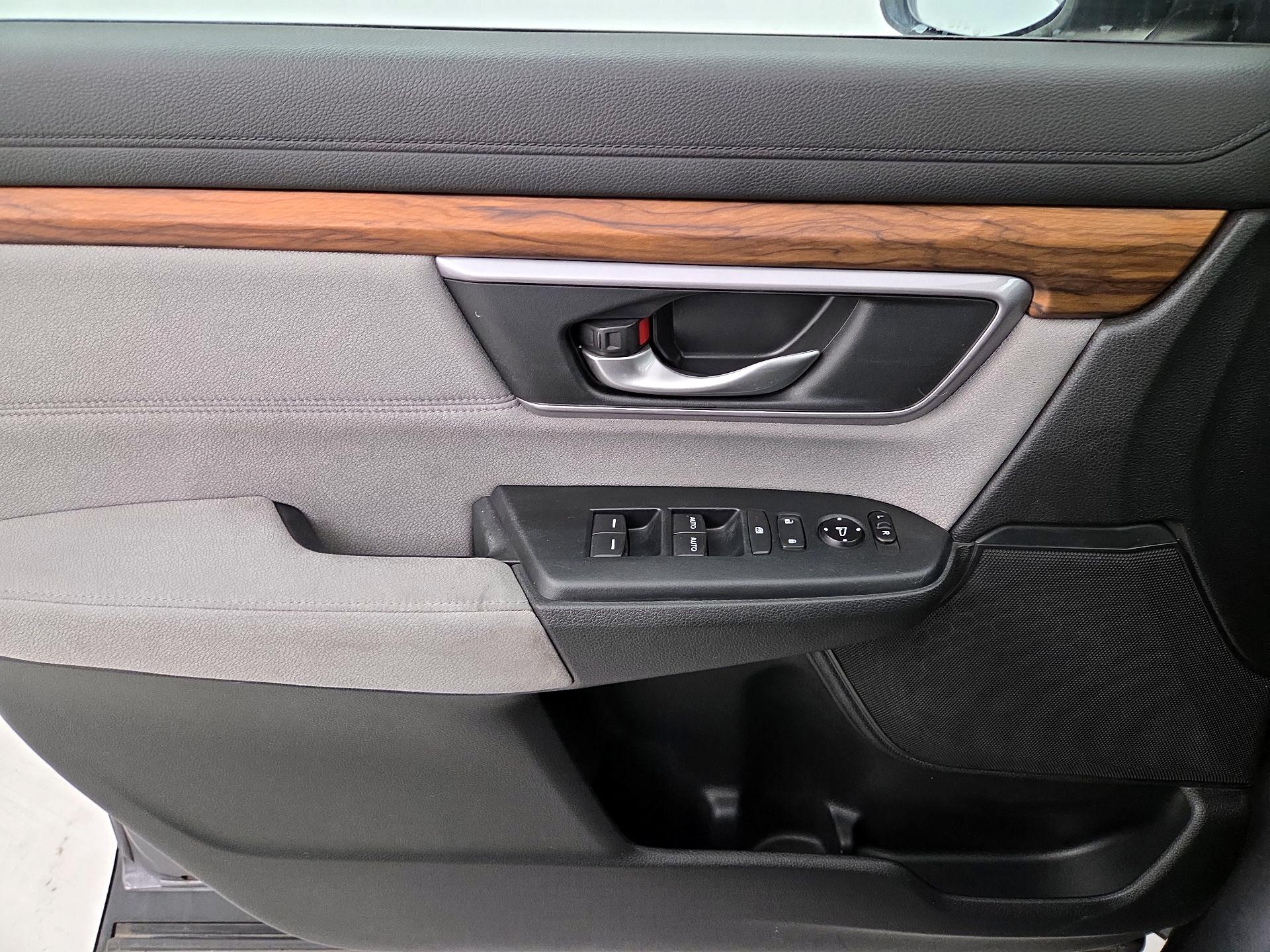 Thumbnail: 2017 Honda CR-V - 12