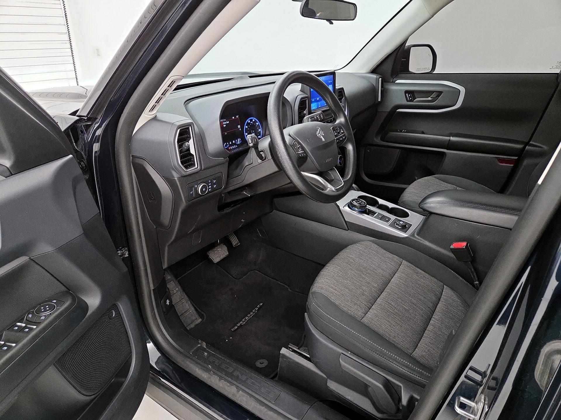 Thumbnail: 2021 Ford Bronco Sport - 11