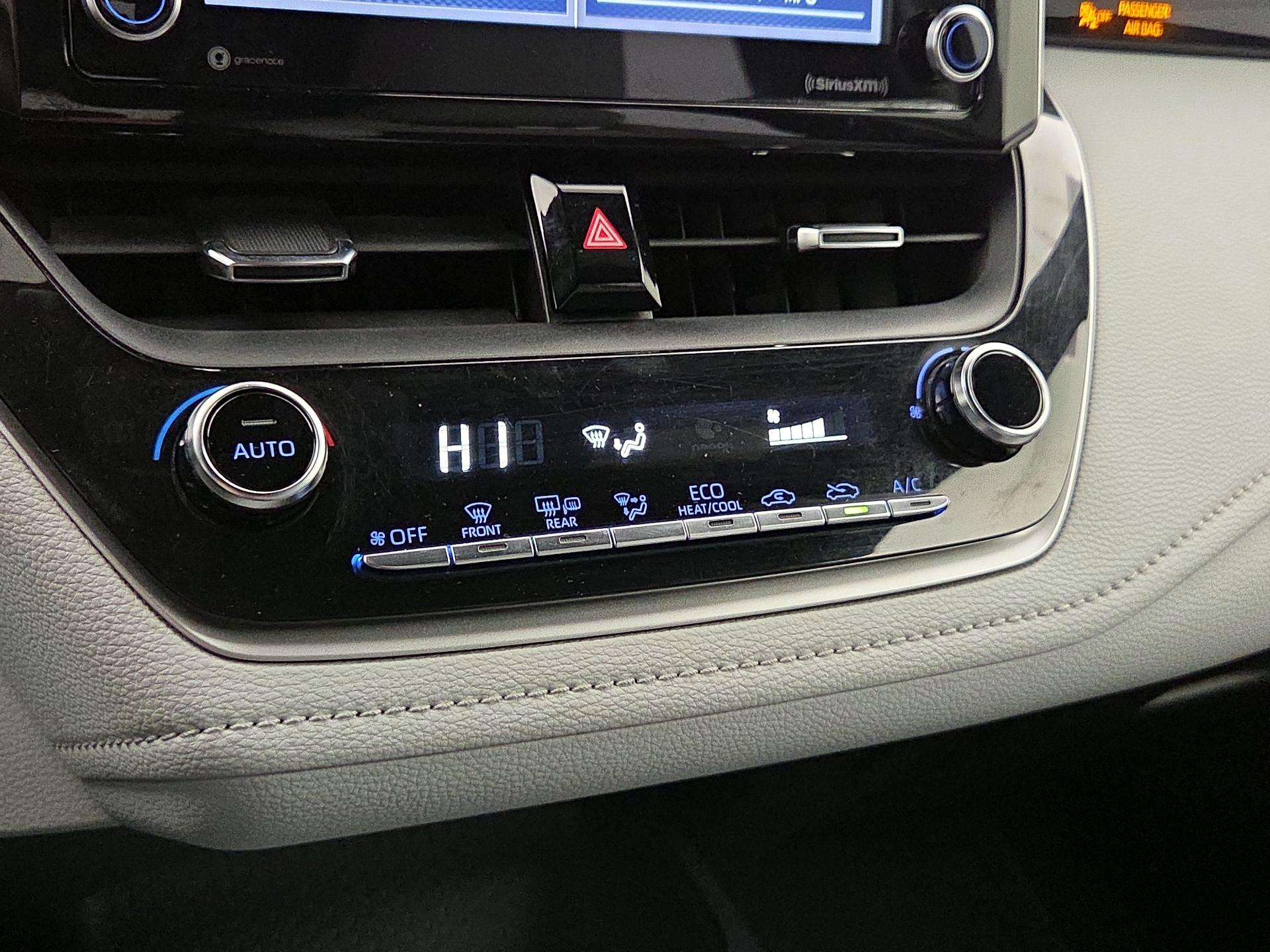 Thumbnail: 2021 Toyota Corolla - 16