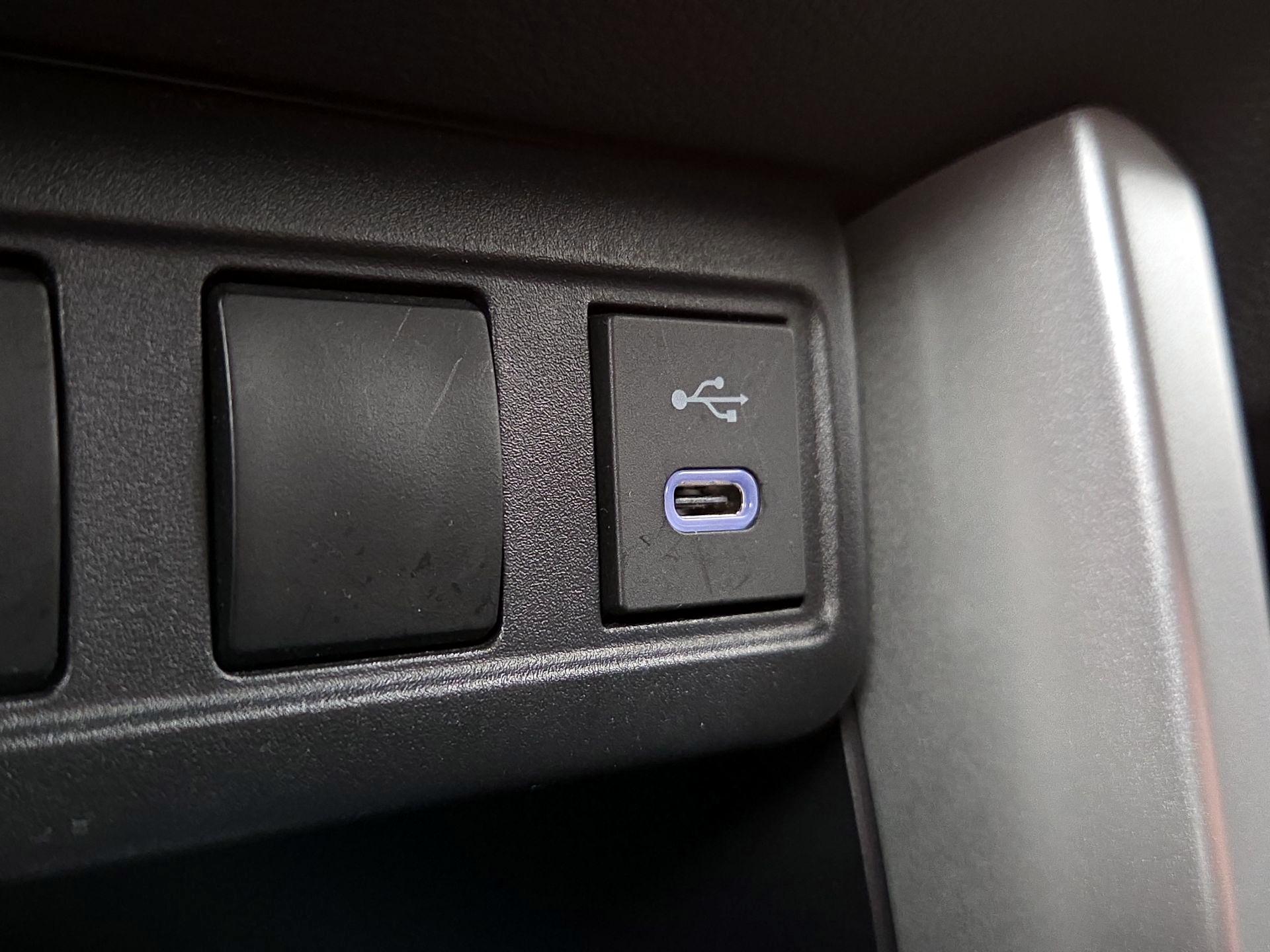 Thumbnail: 2024 Toyota Corolla Cross - 18