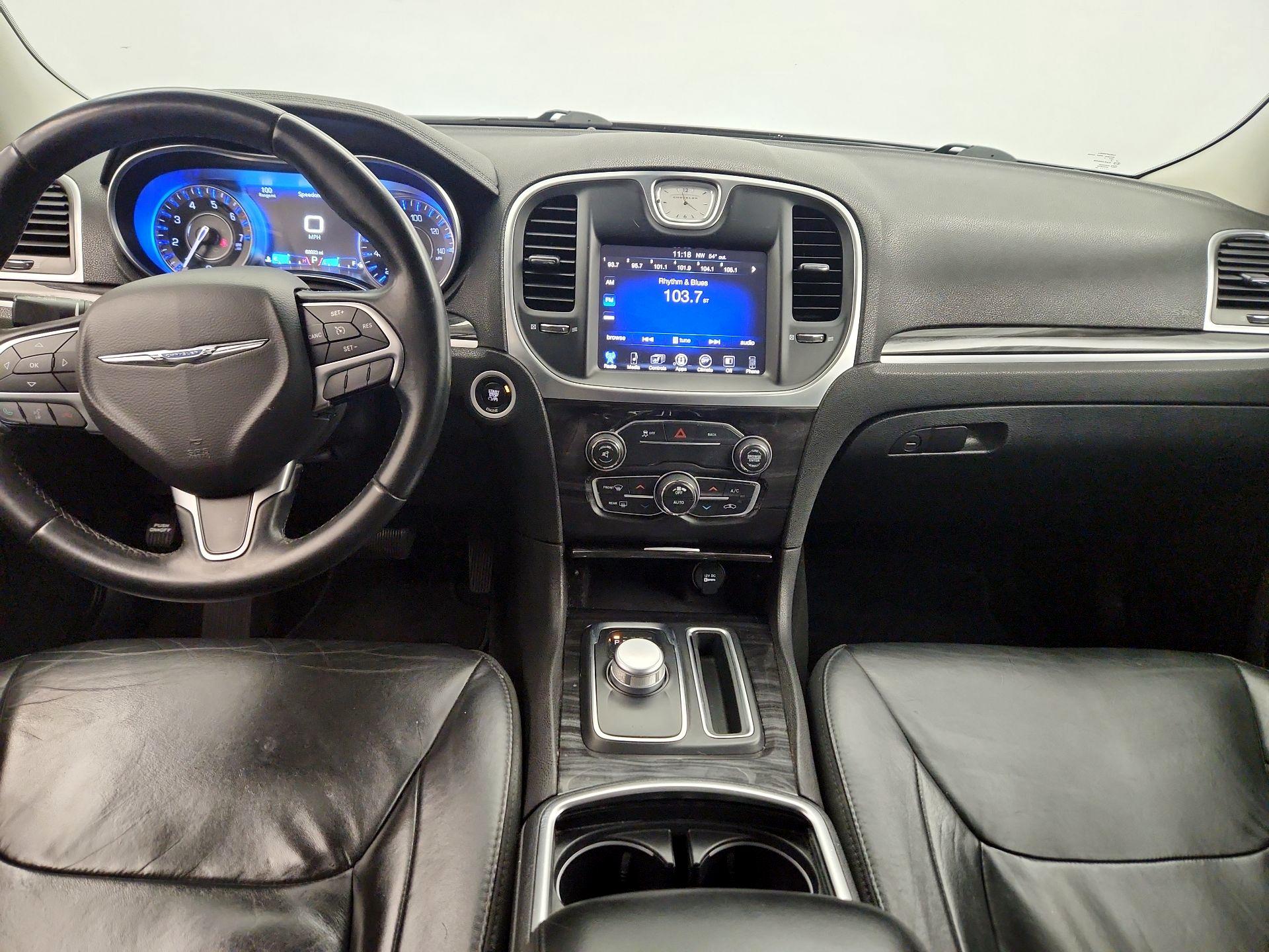 Thumbnail: 2016 Chrysler 300 - 9