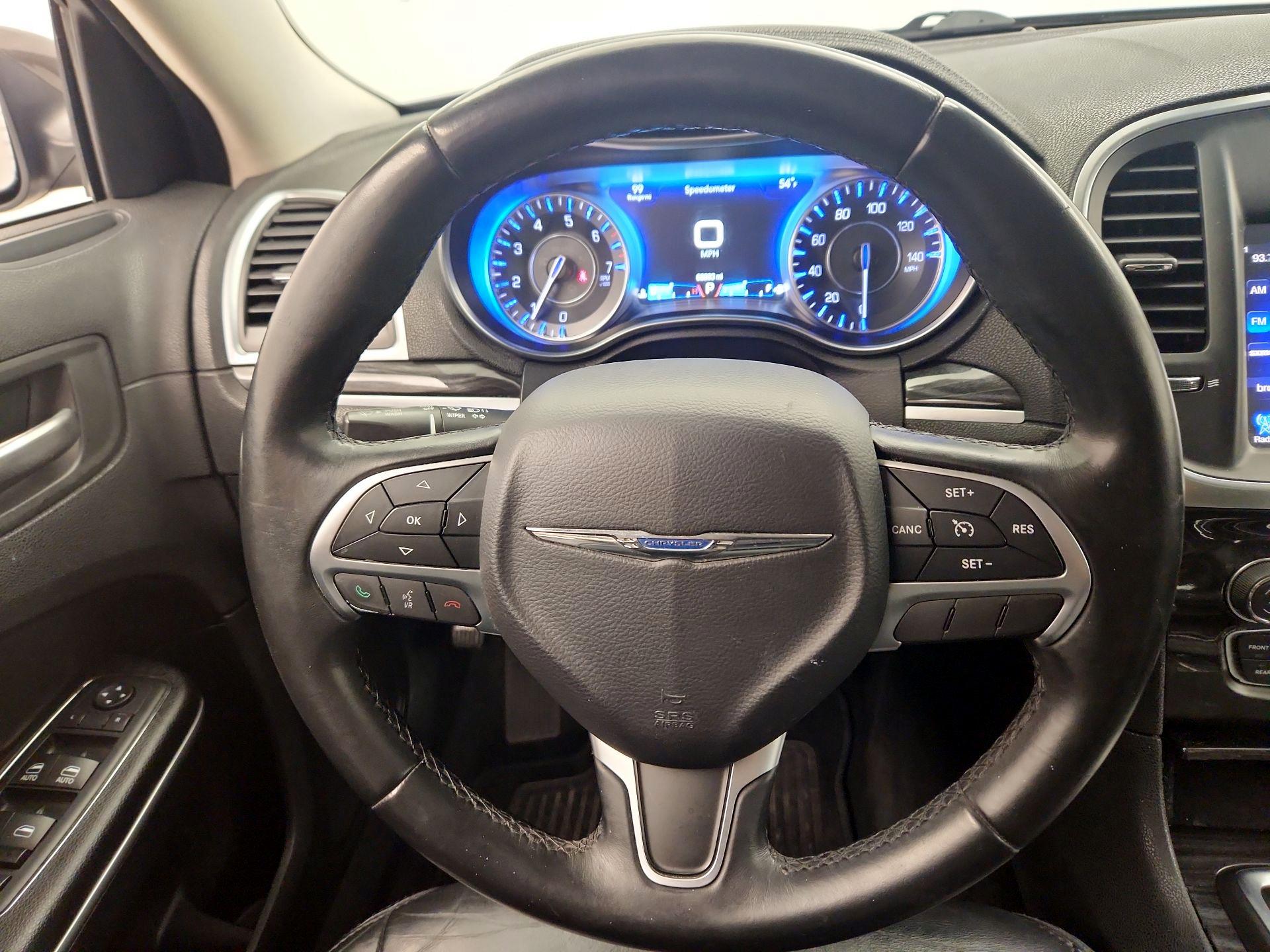 Thumbnail: 2016 Chrysler 300 - 10