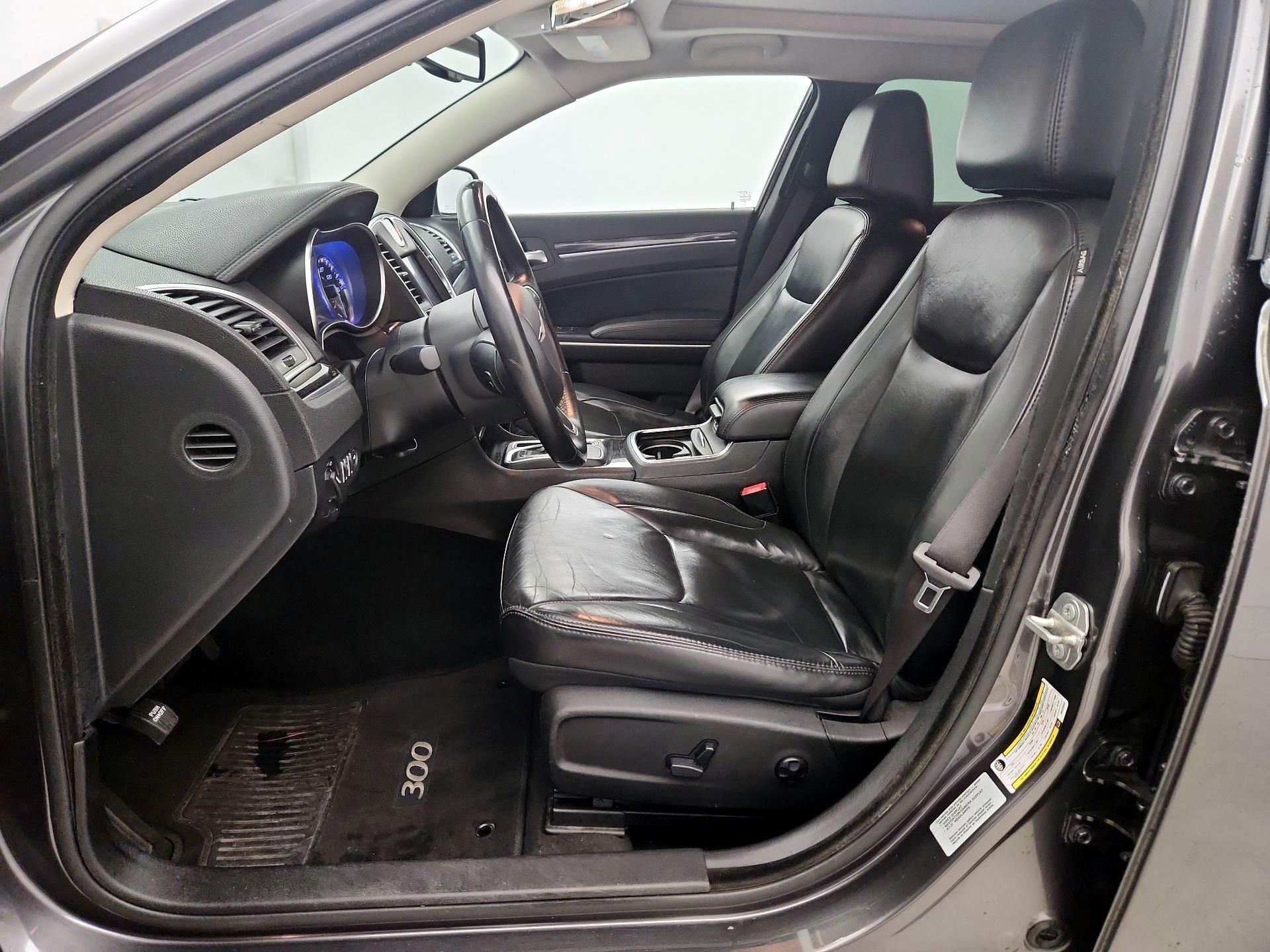 Thumbnail: 2016 Chrysler 300 - 11