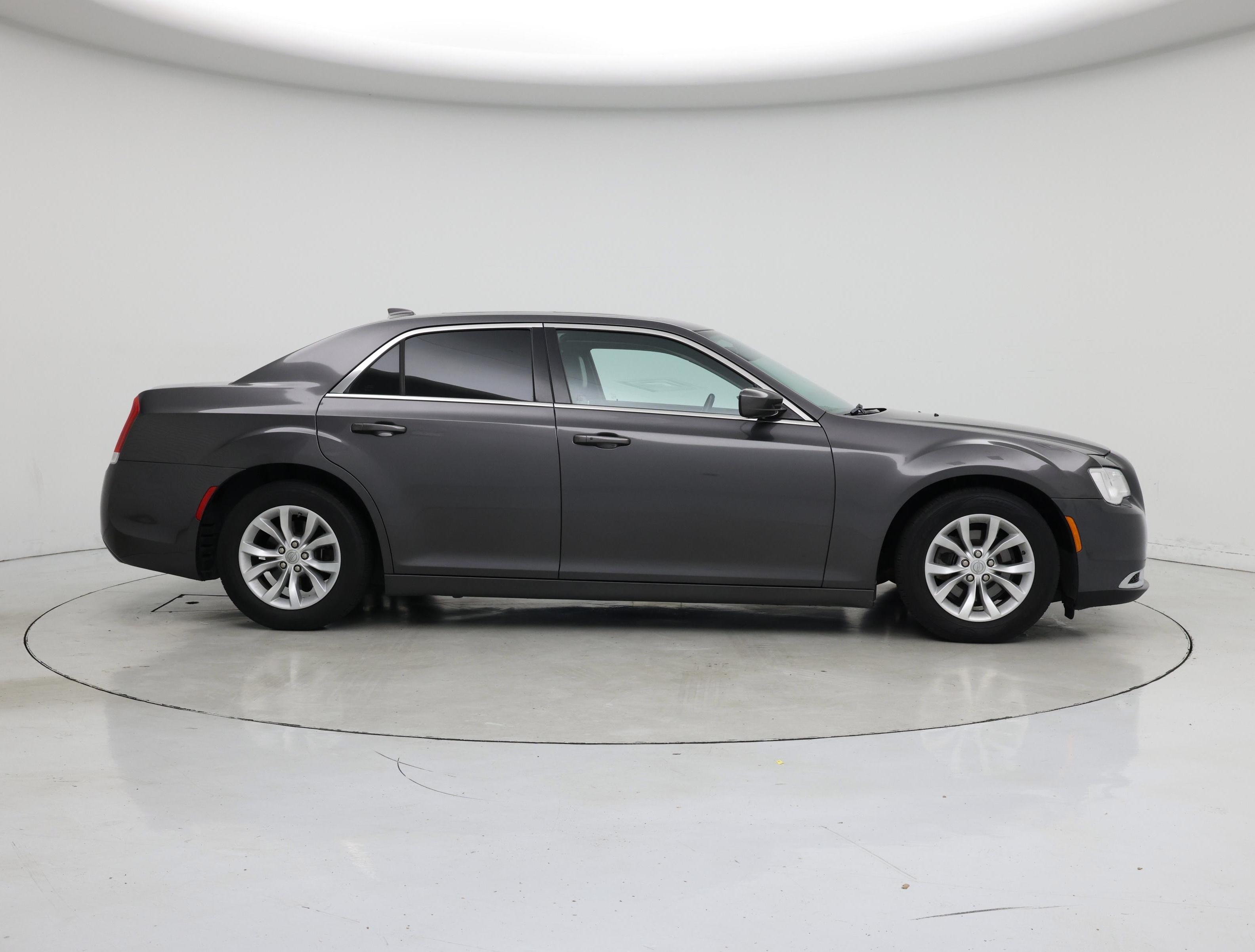 Thumbnail: 2016 Chrysler 300 - 7