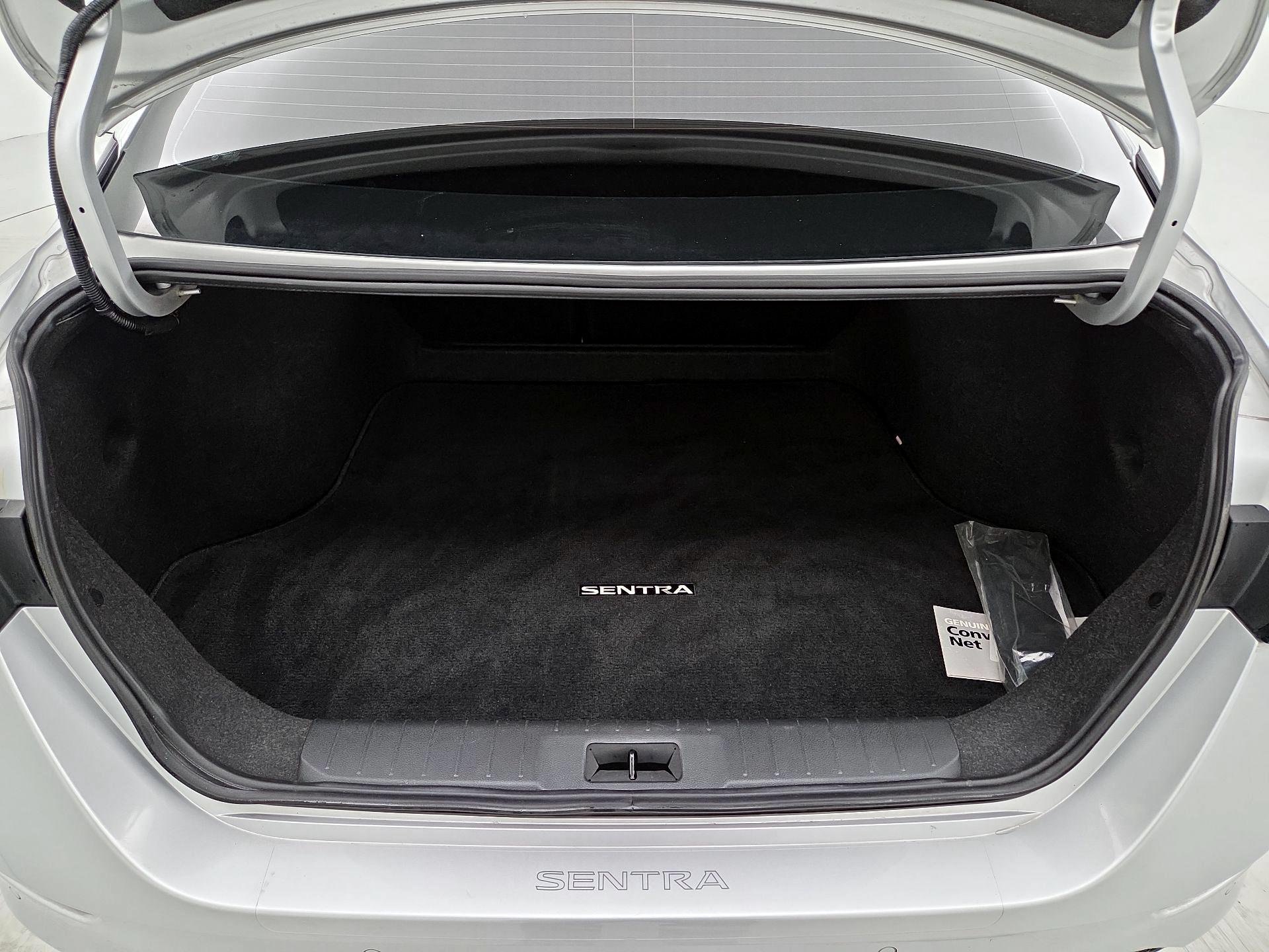 Thumbnail: 2023 Nissan Sentra - 20