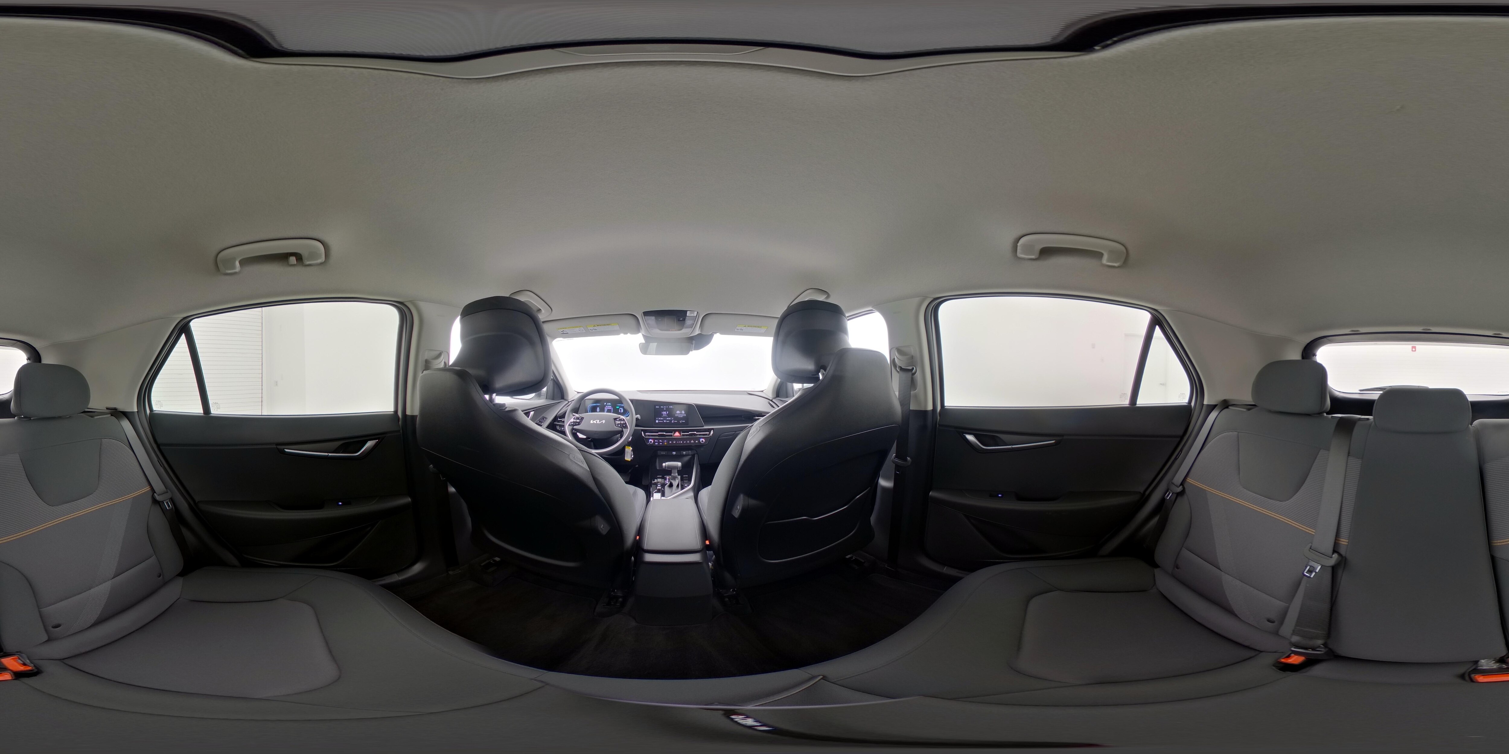 2025 Kia Niro LX - Photo 25