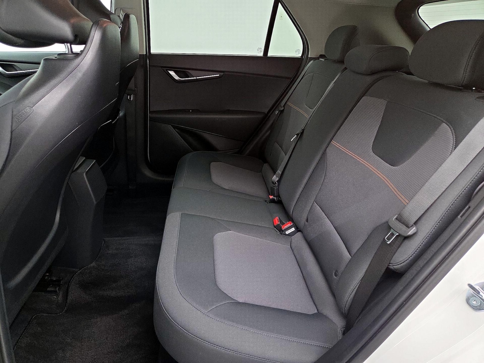 2025 Kia Niro LX - Photo 19