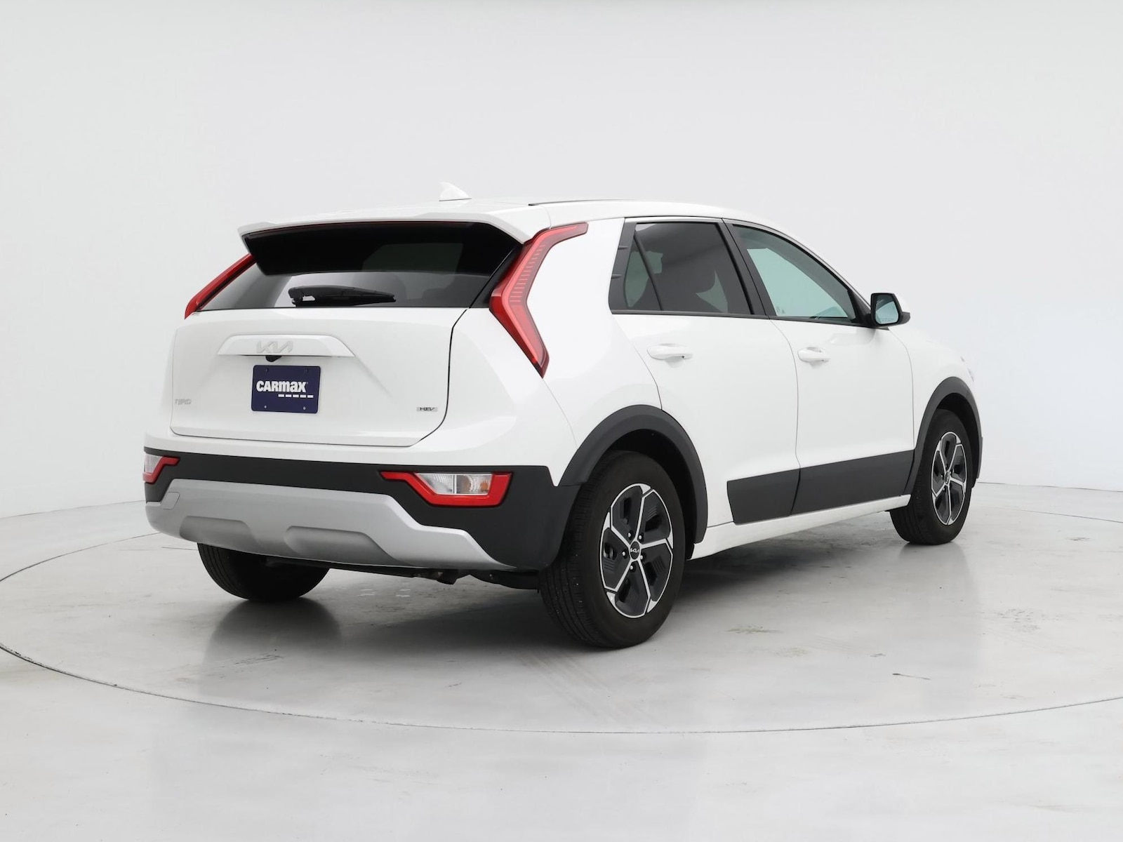 2025 Kia Niro LX - Photo 9