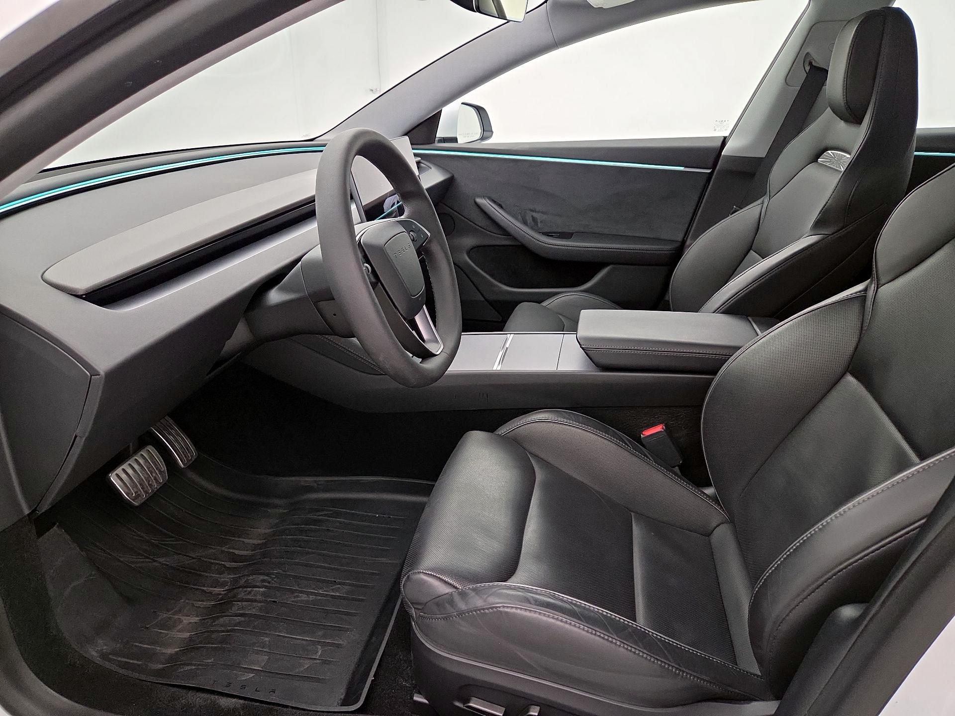 Thumbnail: 2024 Tesla Model 3 - 11
