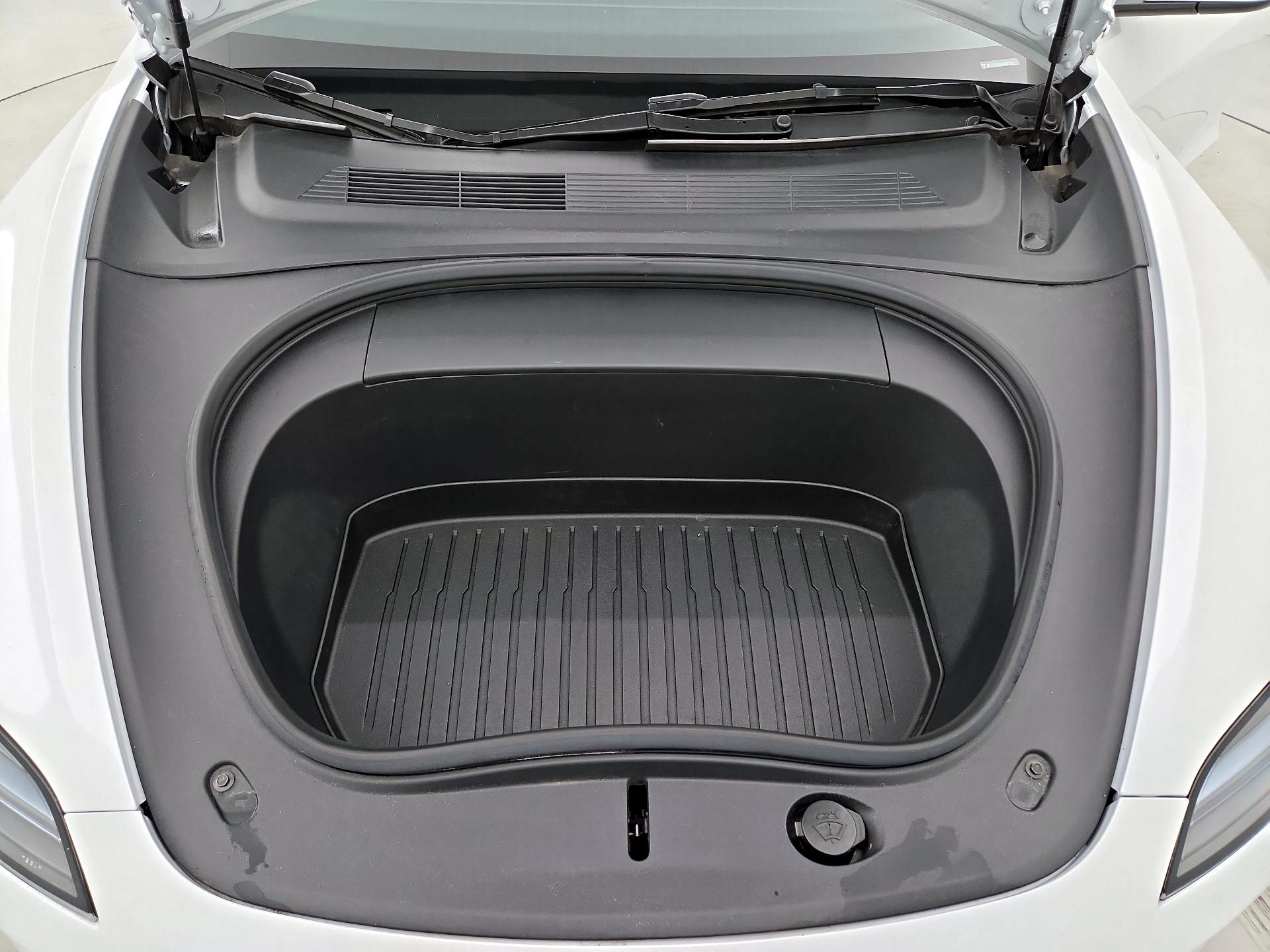 Thumbnail: 2024 Tesla Model 3 - 20