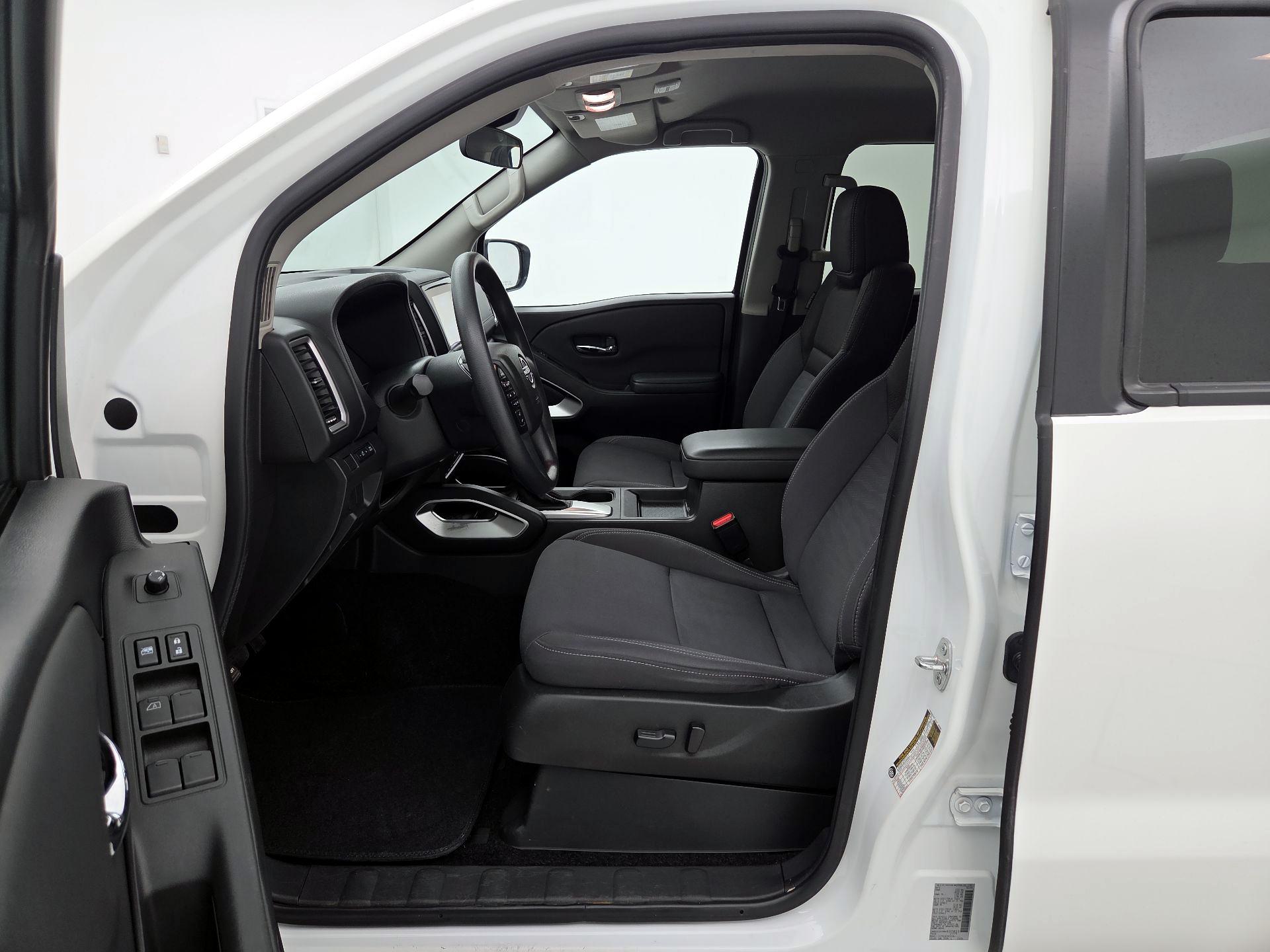 Thumbnail: 2024 Nissan Frontier - 11