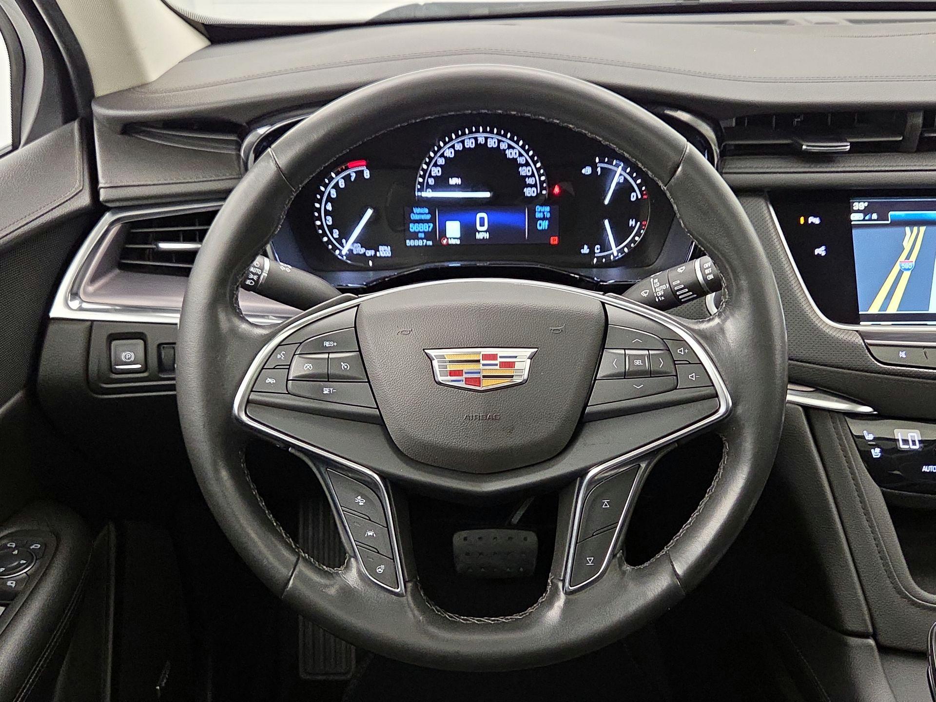 Thumbnail: 2019 Cadillac XT5 - 10