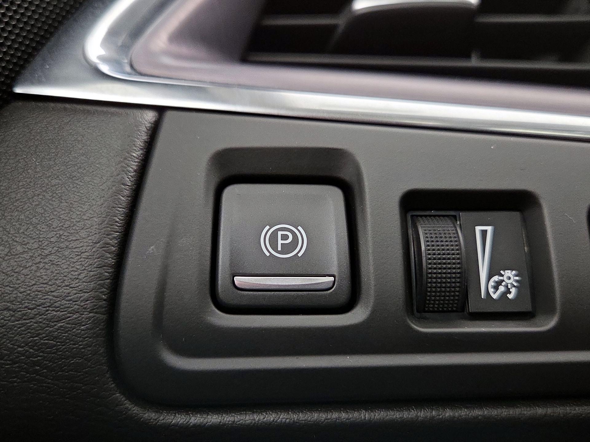 Thumbnail: 2019 Cadillac XT5 - 13