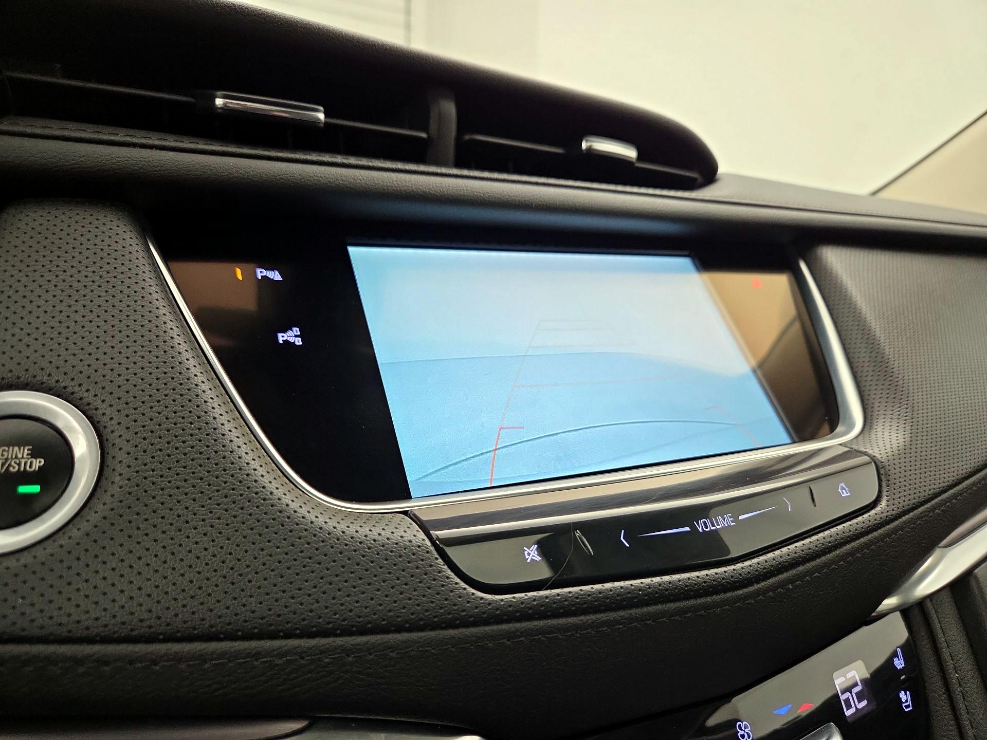 Thumbnail: 2019 Cadillac XT5 - 15