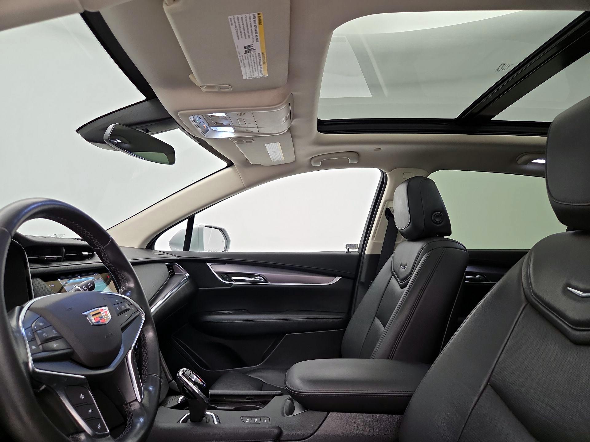 Thumbnail: 2019 Cadillac XT5 - 19