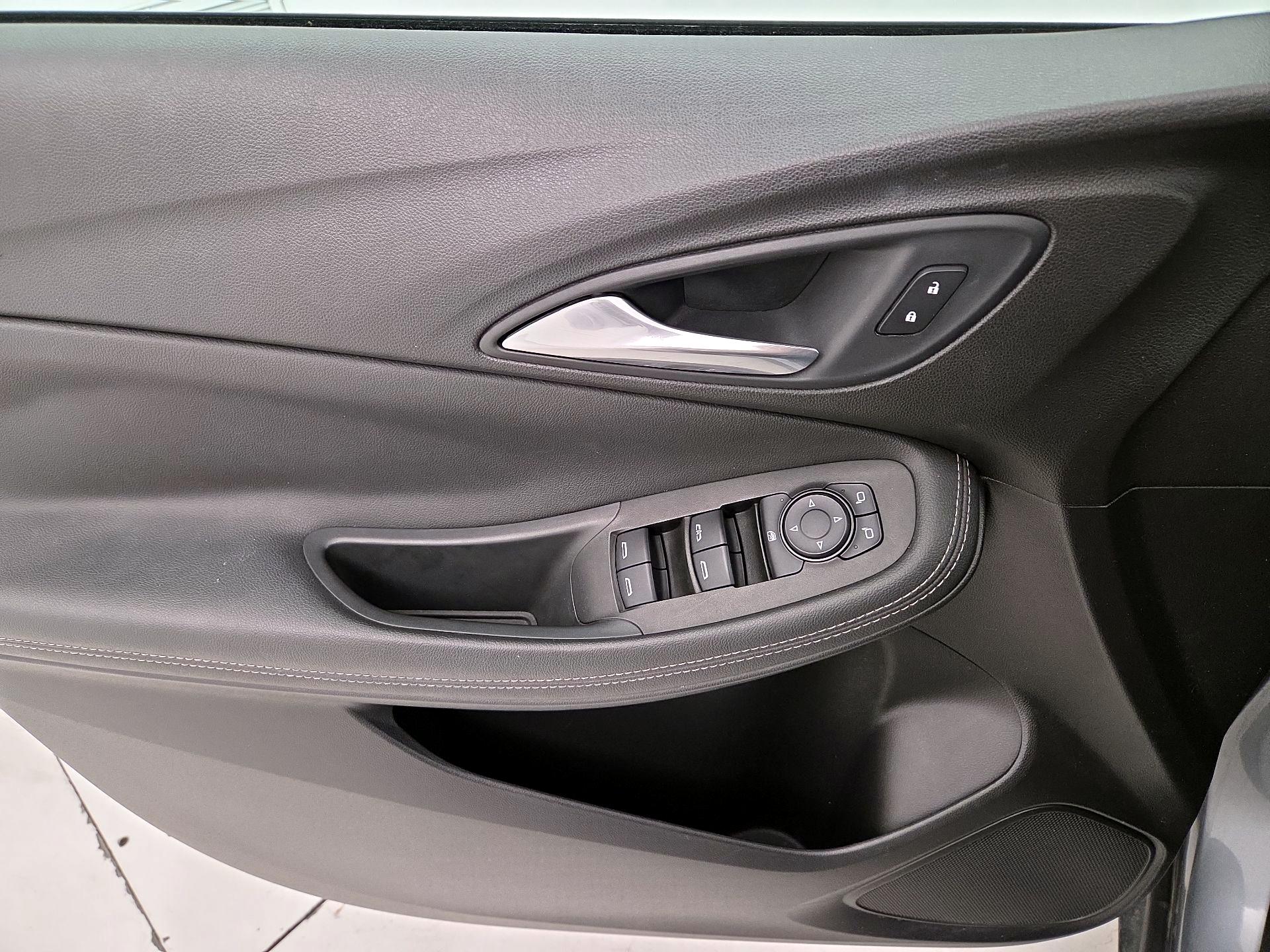 Thumbnail: 2020 Buick Encore GX - 12