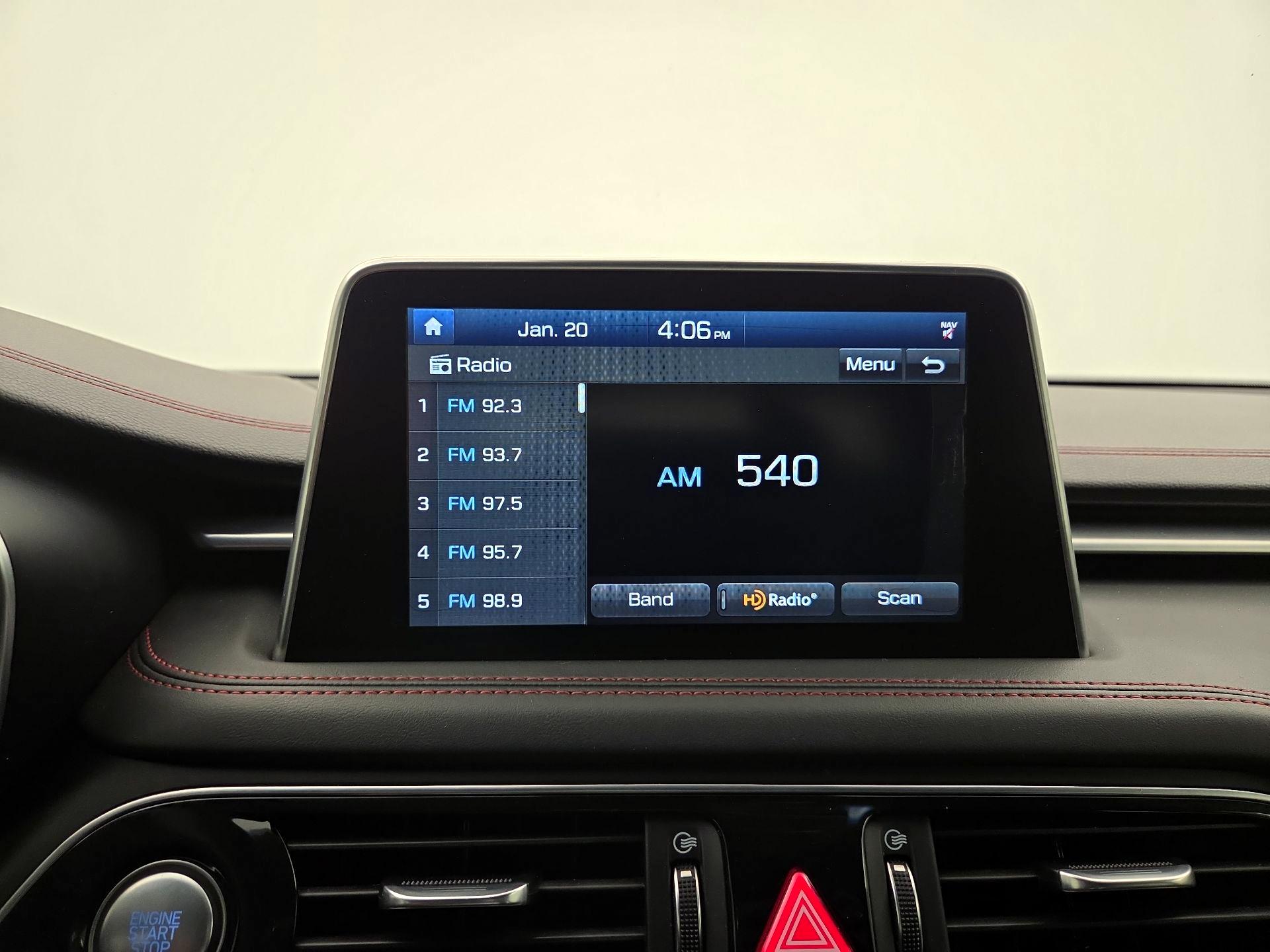 Thumbnail: 2019 Genesis G70 - 16