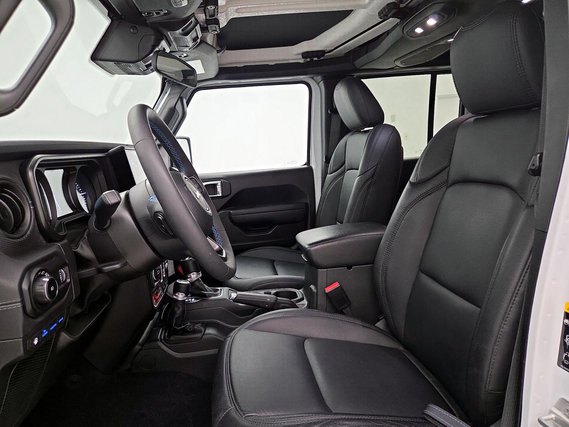 Thumbnail: 2024 Jeep Wrangler - 11