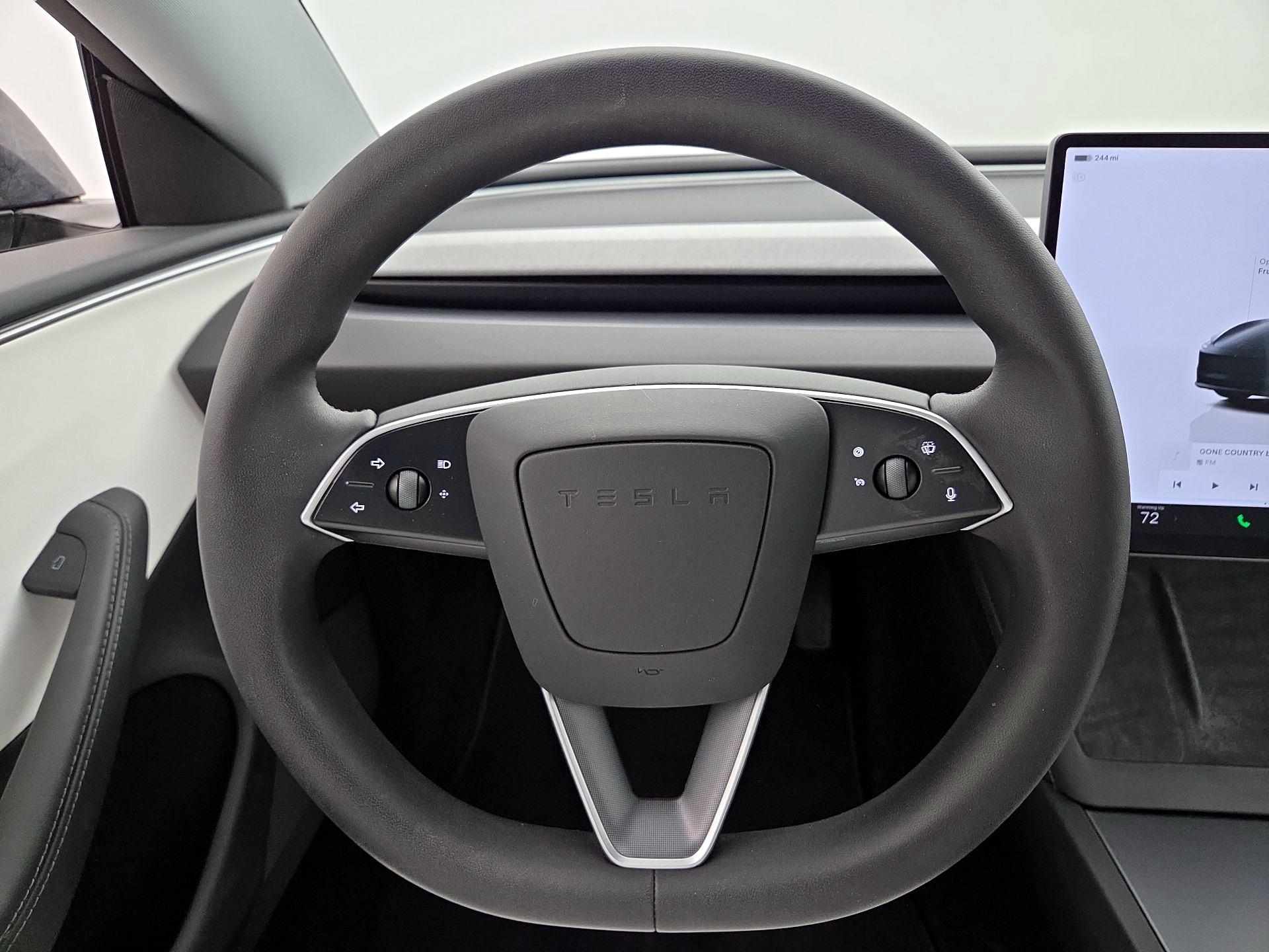 Thumbnail: 2025 Tesla Model 3 - 10