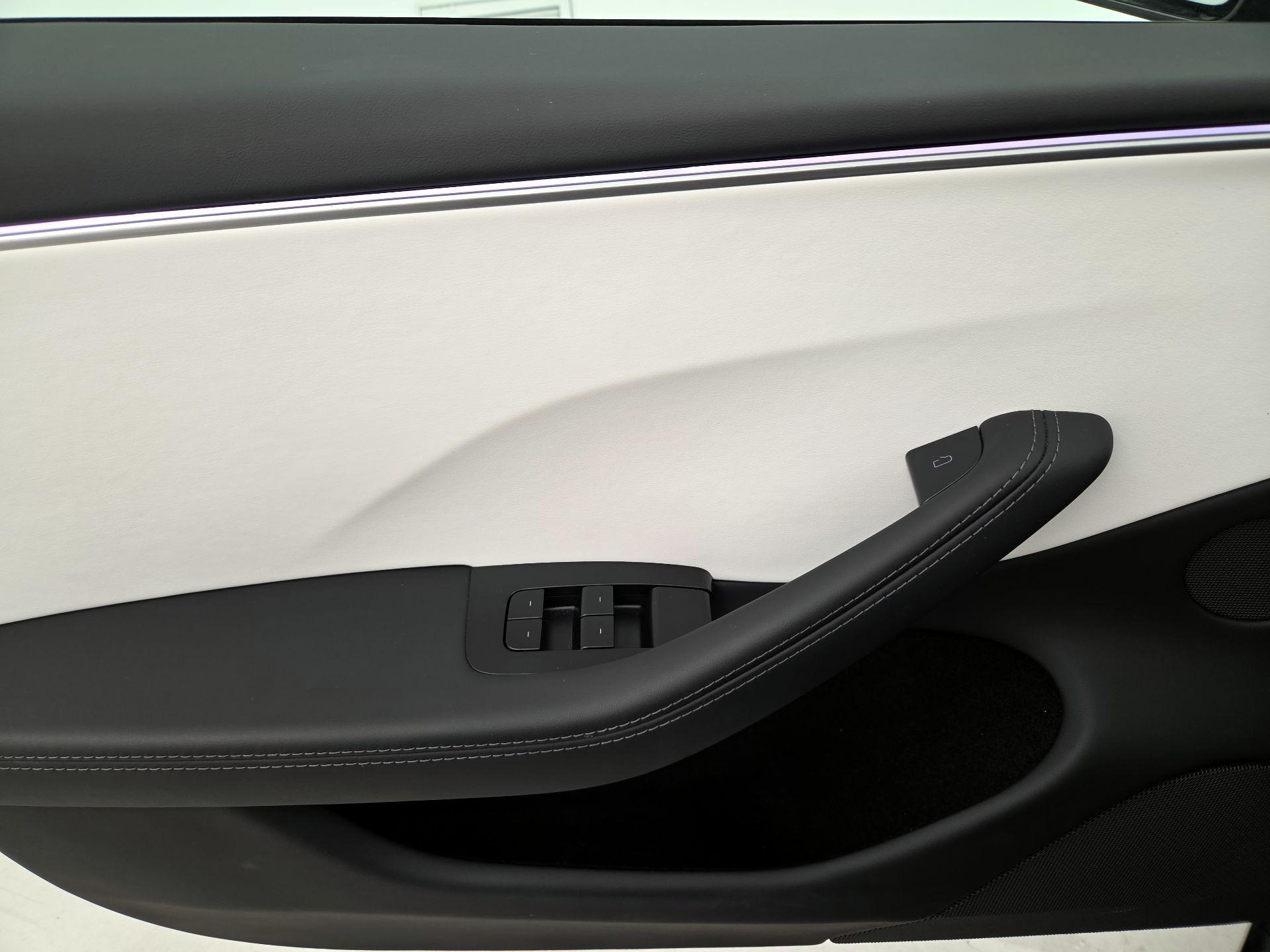 Thumbnail: 2025 Tesla Model 3 - 12