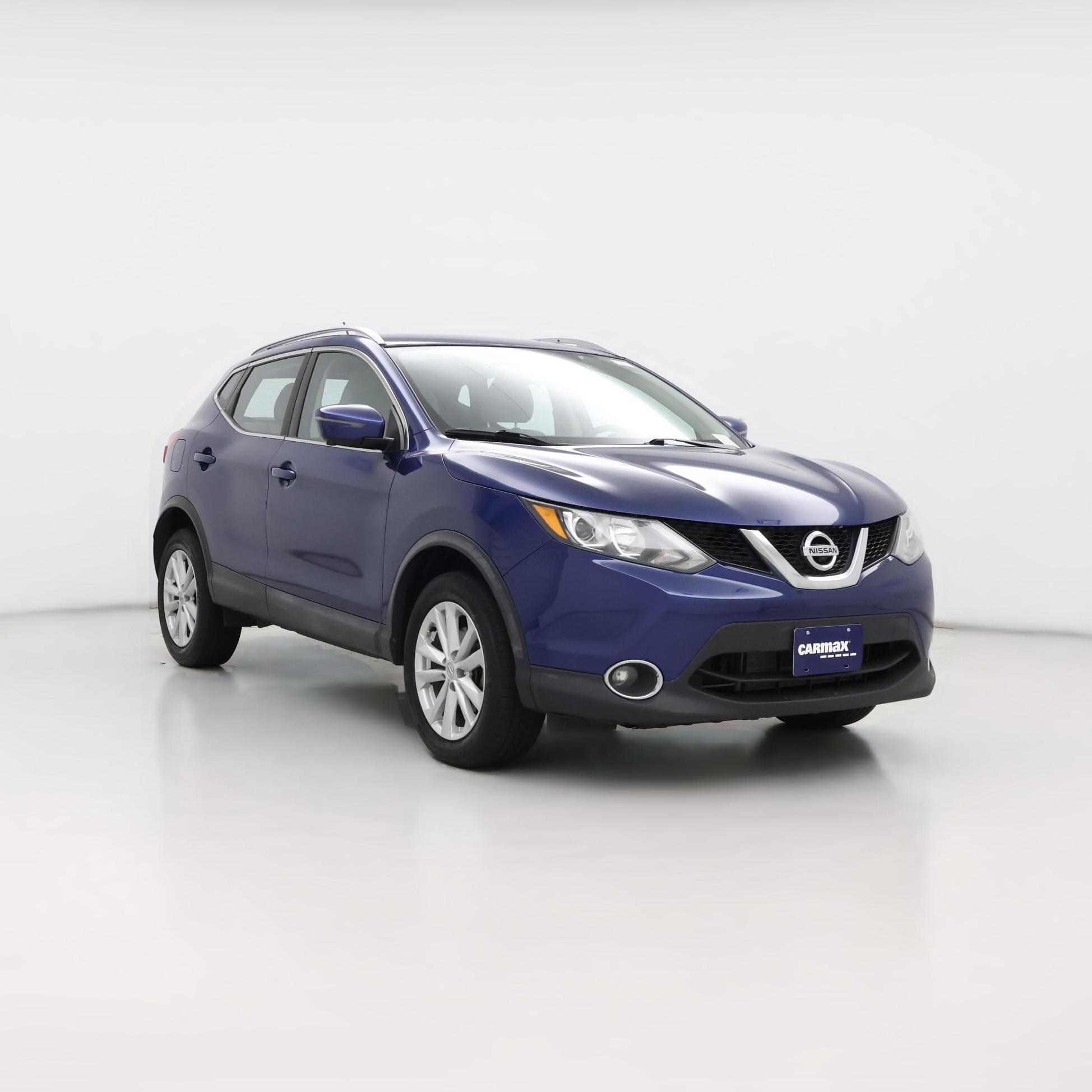 Thumbnail: 2017 Nissan Rogue Sport - 1