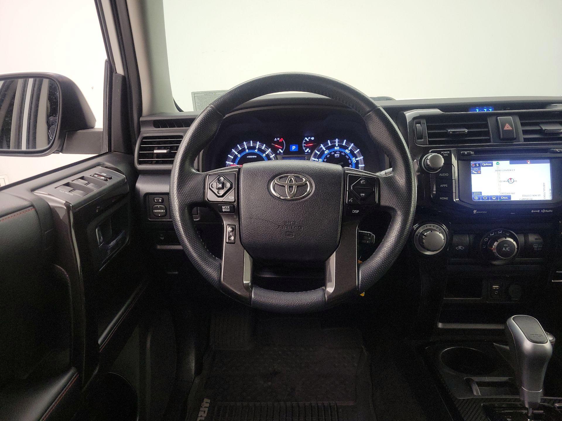 Thumbnail: 2019 Toyota 4Runner - 10