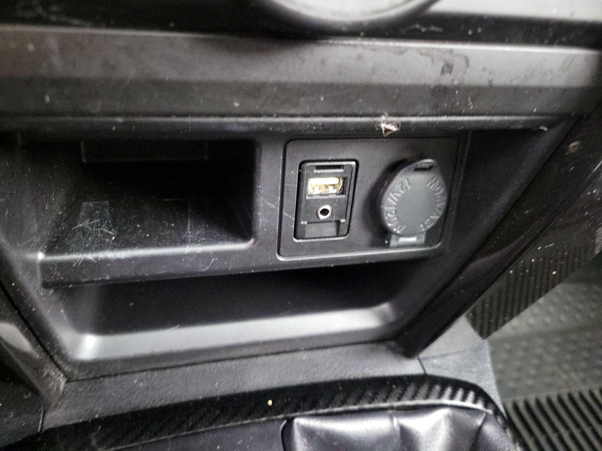 Thumbnail: 2019 Toyota 4Runner - 19