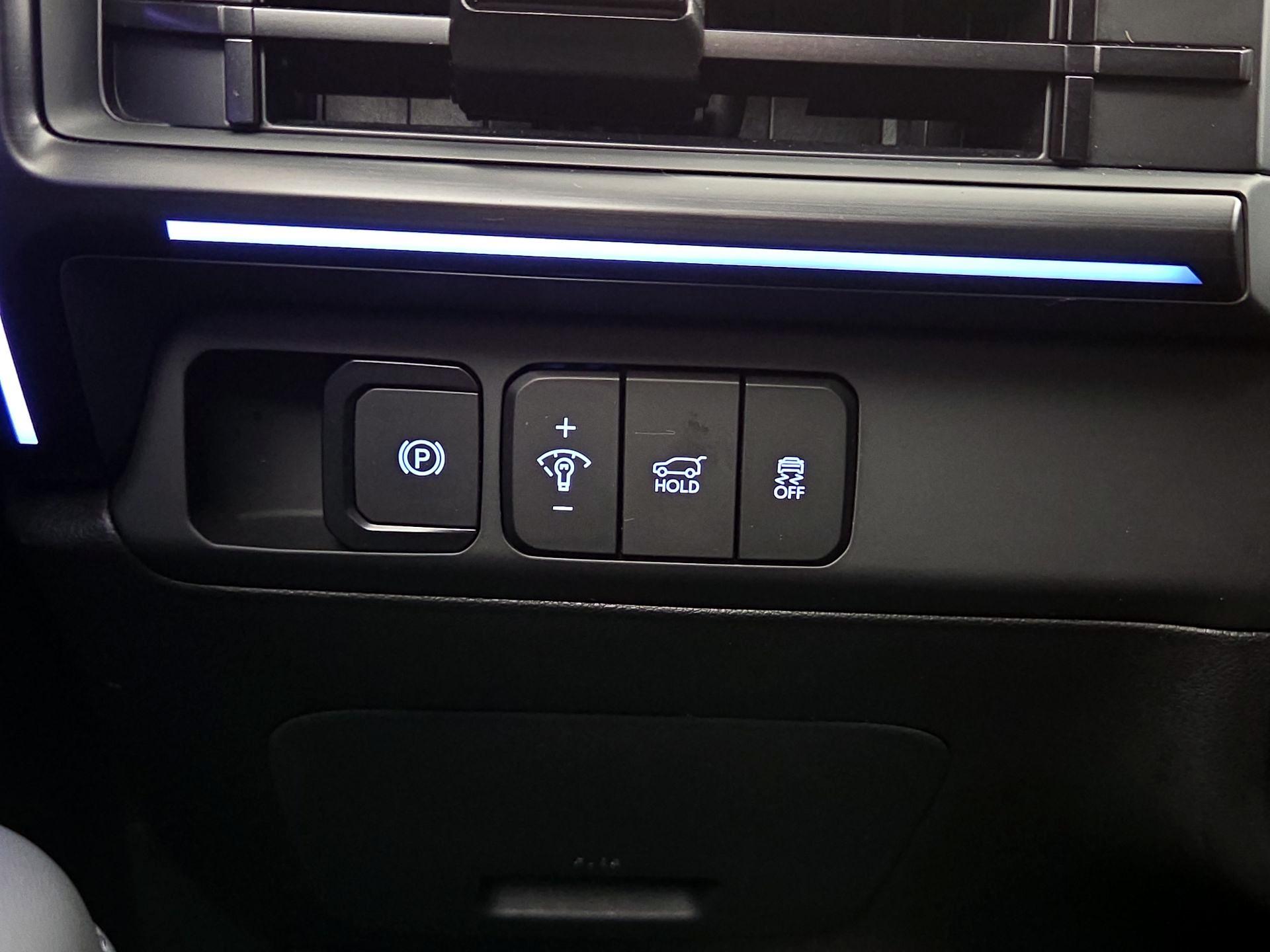 Thumbnail: 2025 Hyundai Santa Fe - 13