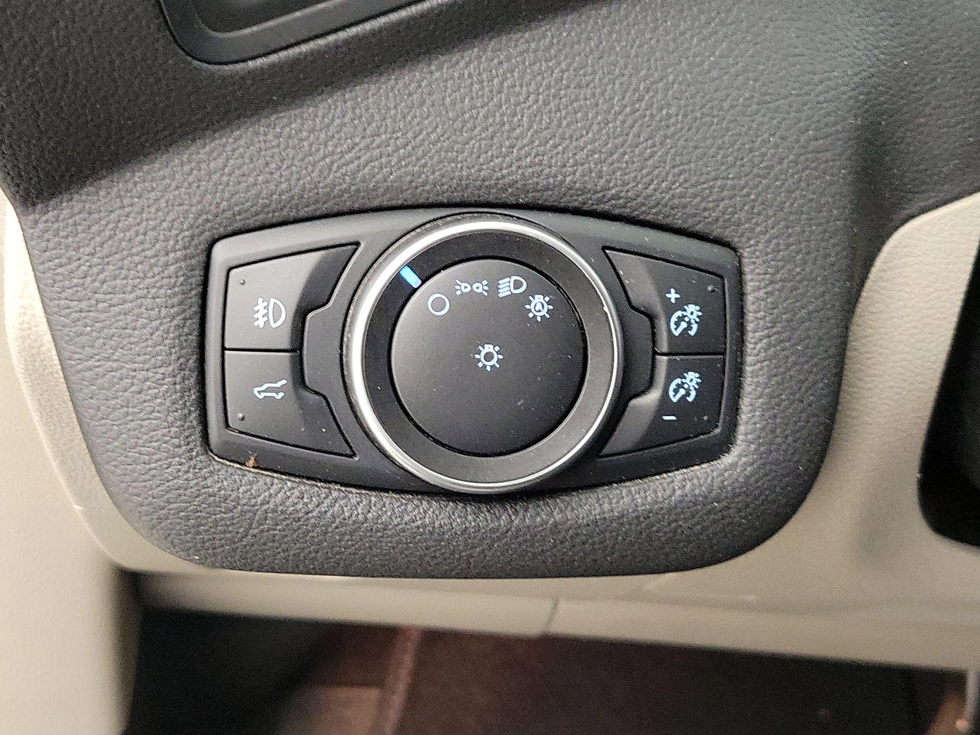 Thumbnail: 2018 Ford Escape - 13