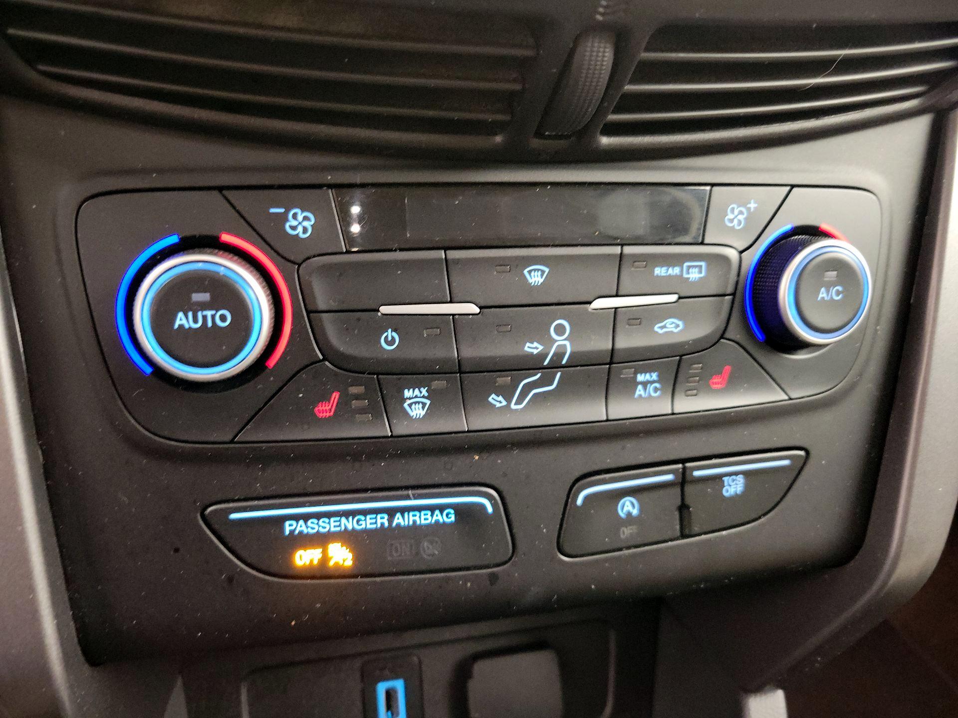 Thumbnail: 2018 Ford Escape - 16