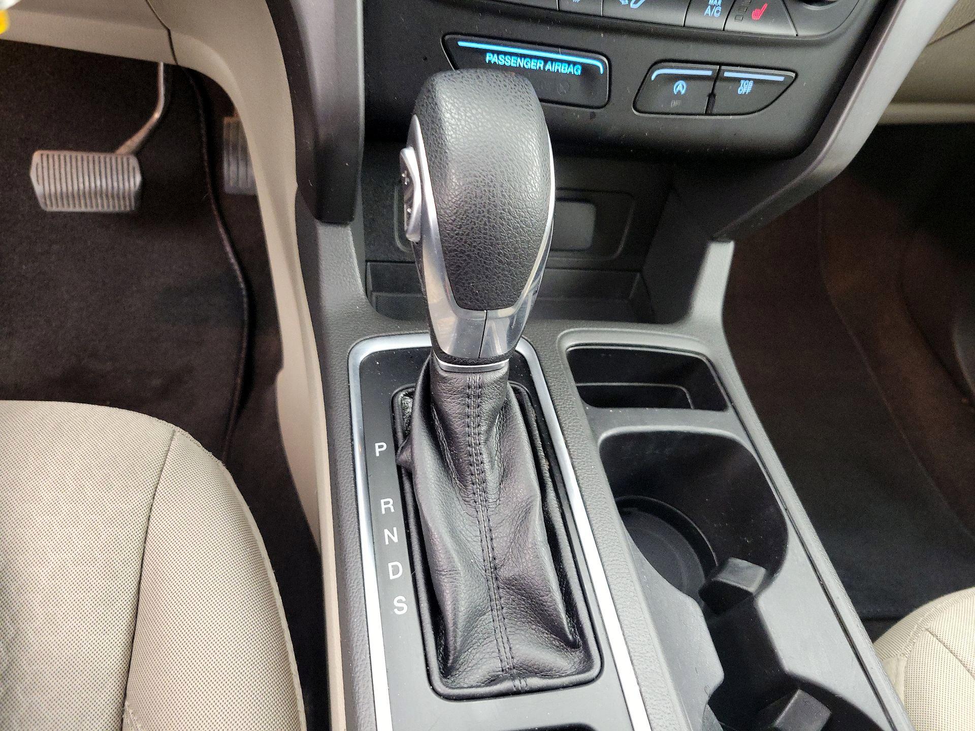 Thumbnail: 2018 Ford Escape - 17