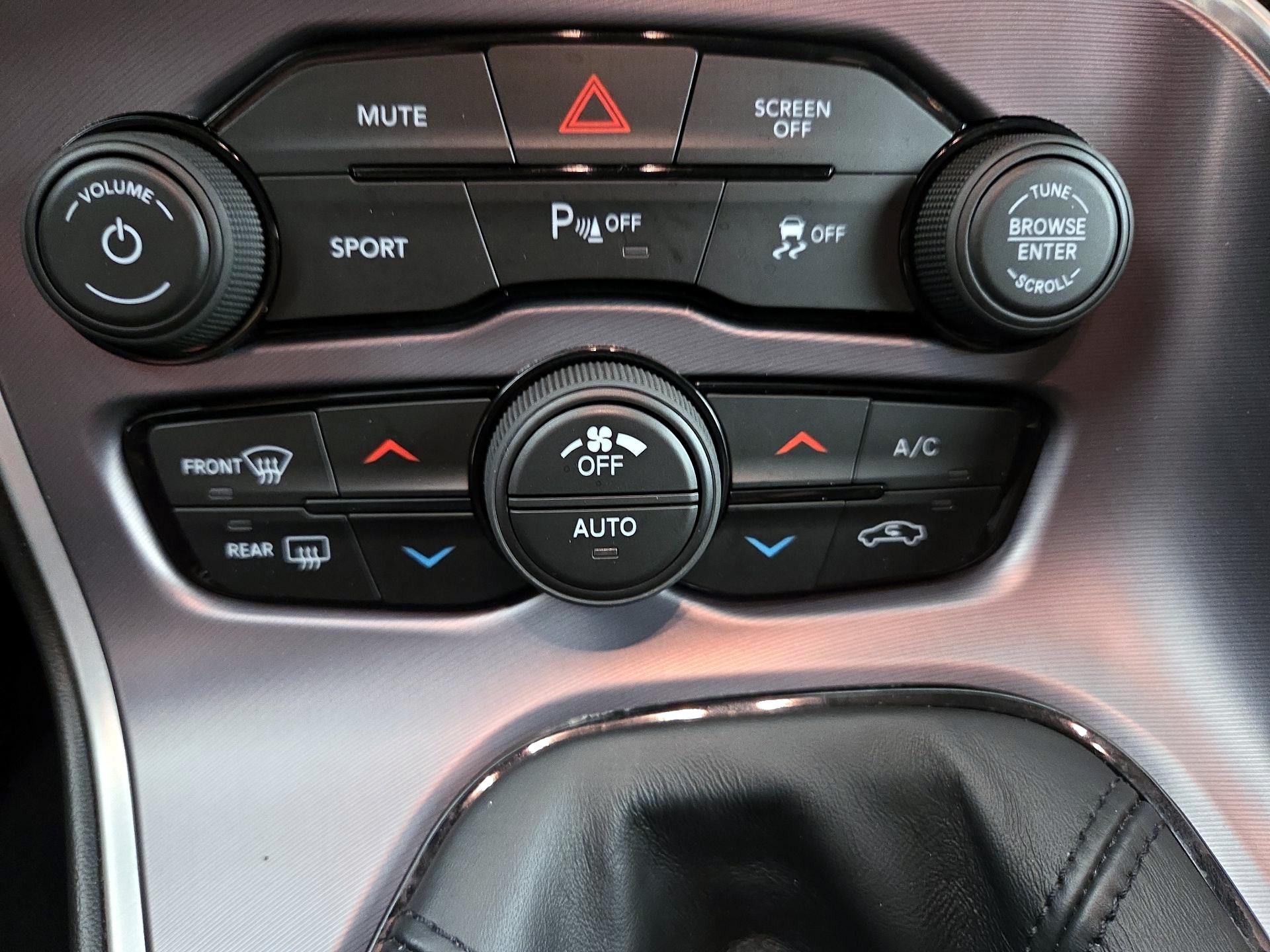 Thumbnail: 2020 Dodge Challenger - 16