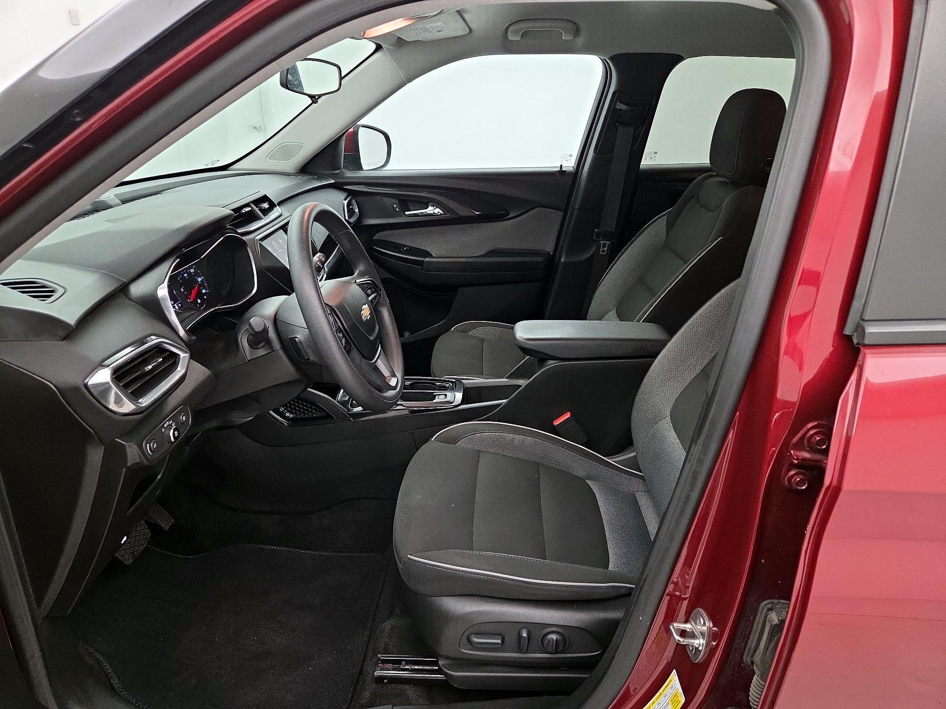 Thumbnail: 2023 Chevrolet TrailBlazer - 11