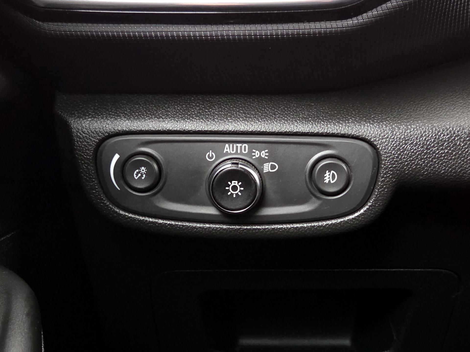 Thumbnail: 2023 Chevrolet TrailBlazer - 13