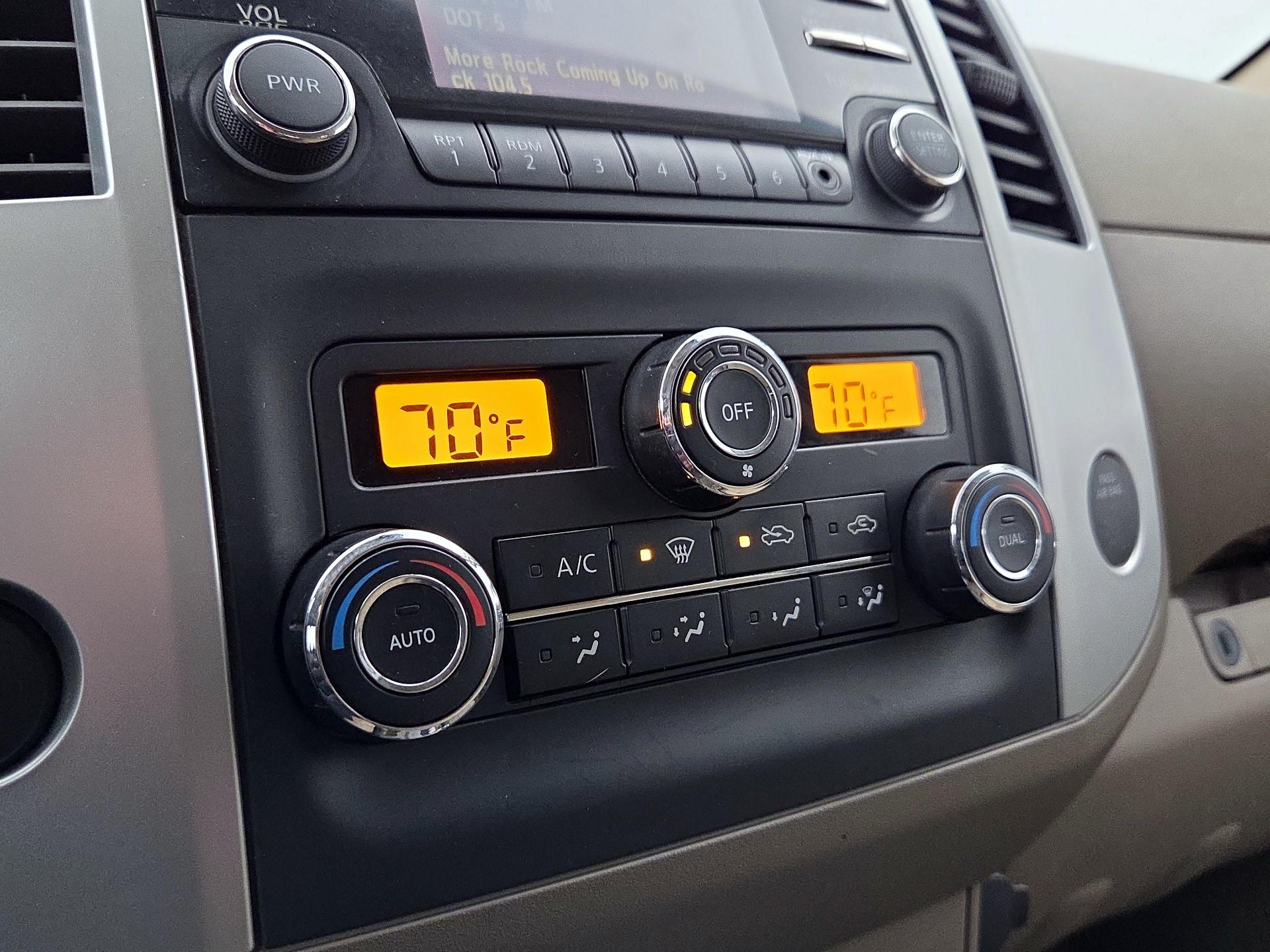 Thumbnail: 2014 Nissan Frontier - 16