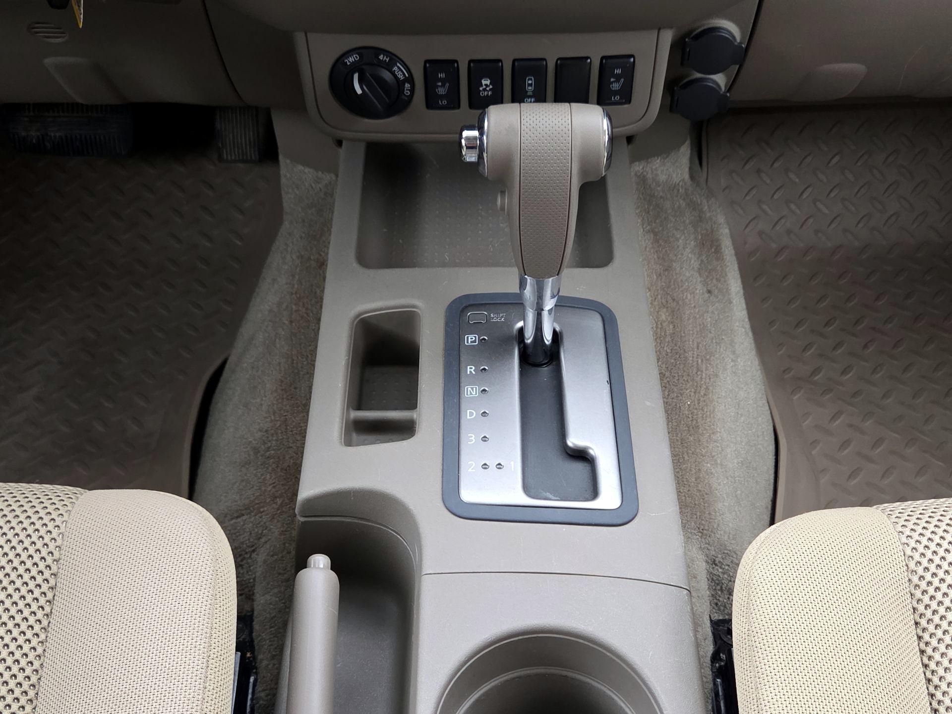 Thumbnail: 2014 Nissan Frontier - 17