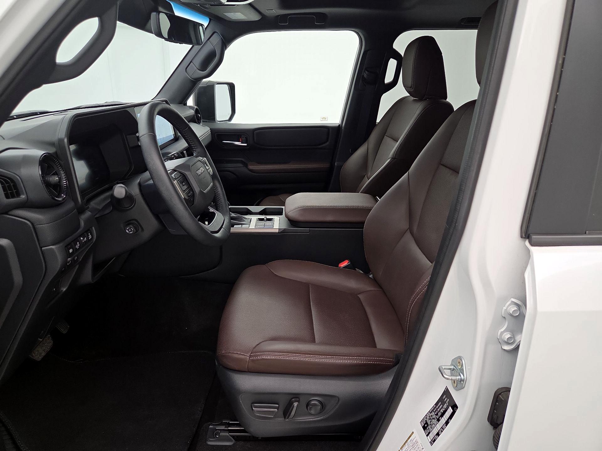 Thumbnail: 2025 Toyota Land Cruiser - 11