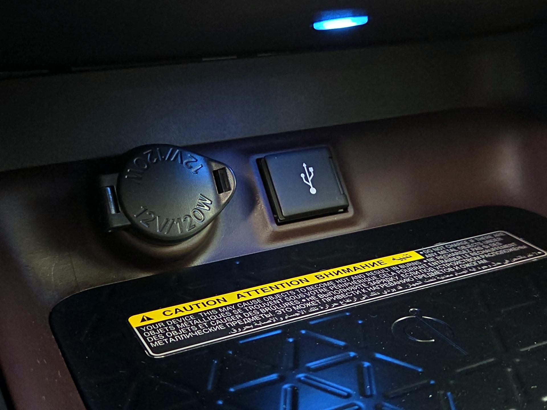 Thumbnail: 2021 Toyota RAV4 - 18