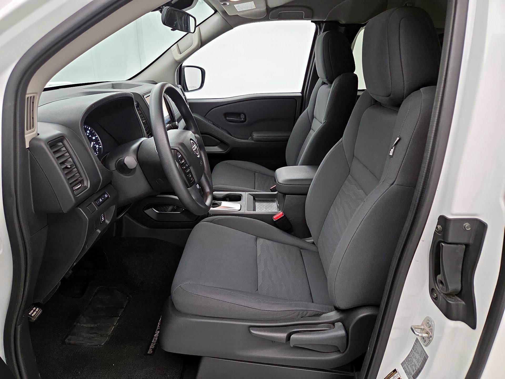 Thumbnail: 2024 Nissan Frontier - 11