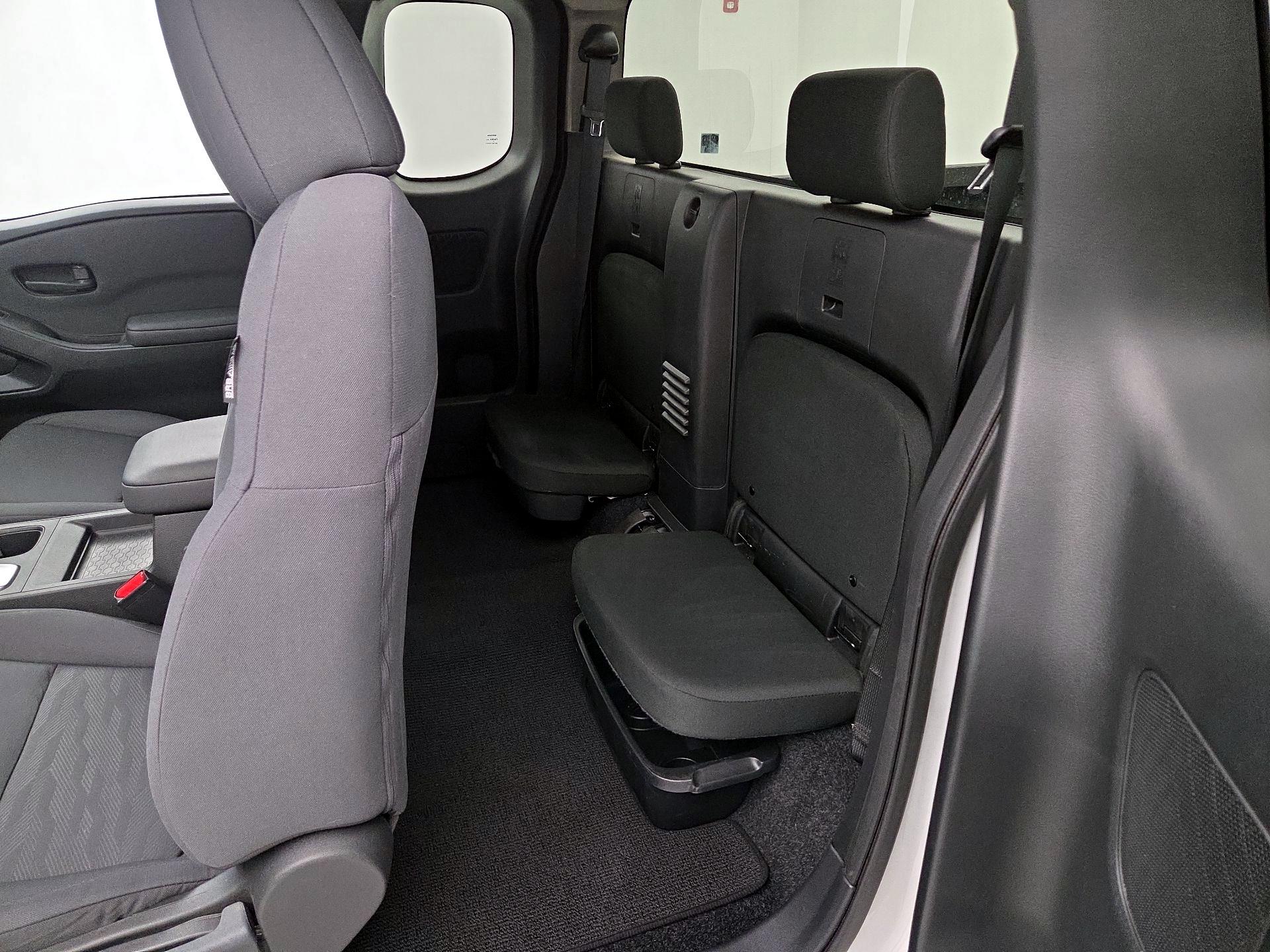 Thumbnail: 2024 Nissan Frontier - 19