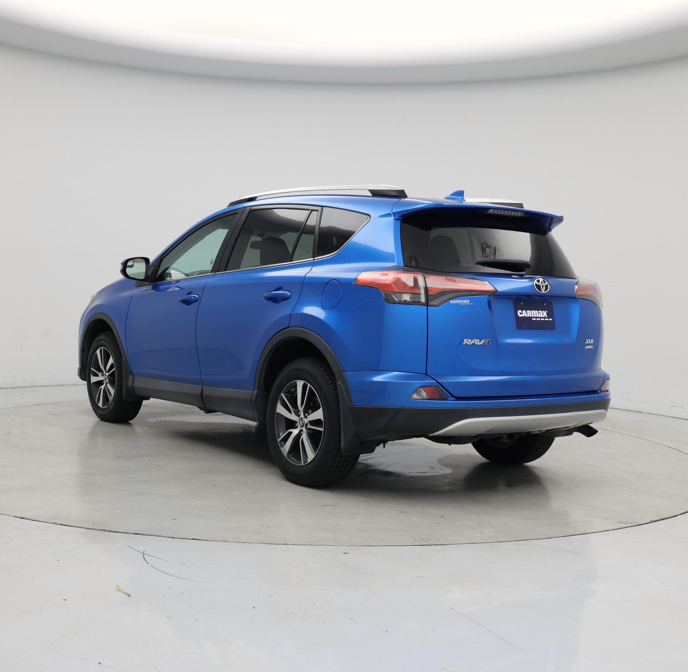 Thumbnail: 2016 Toyota RAV4 - 2